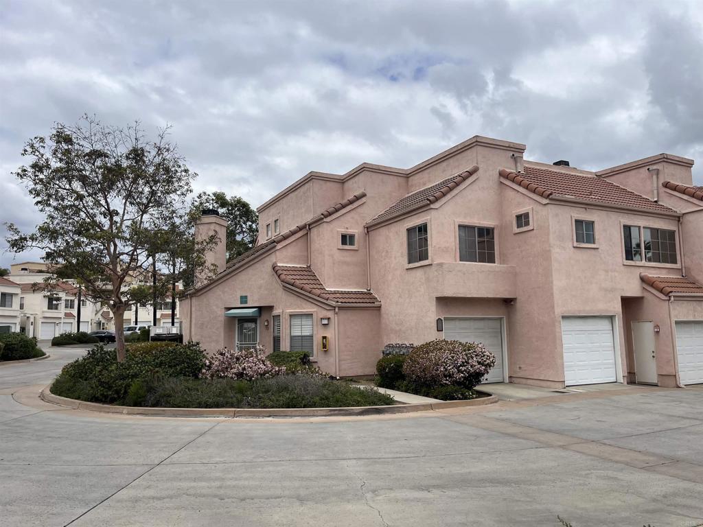 12057 Calle De Leon 32