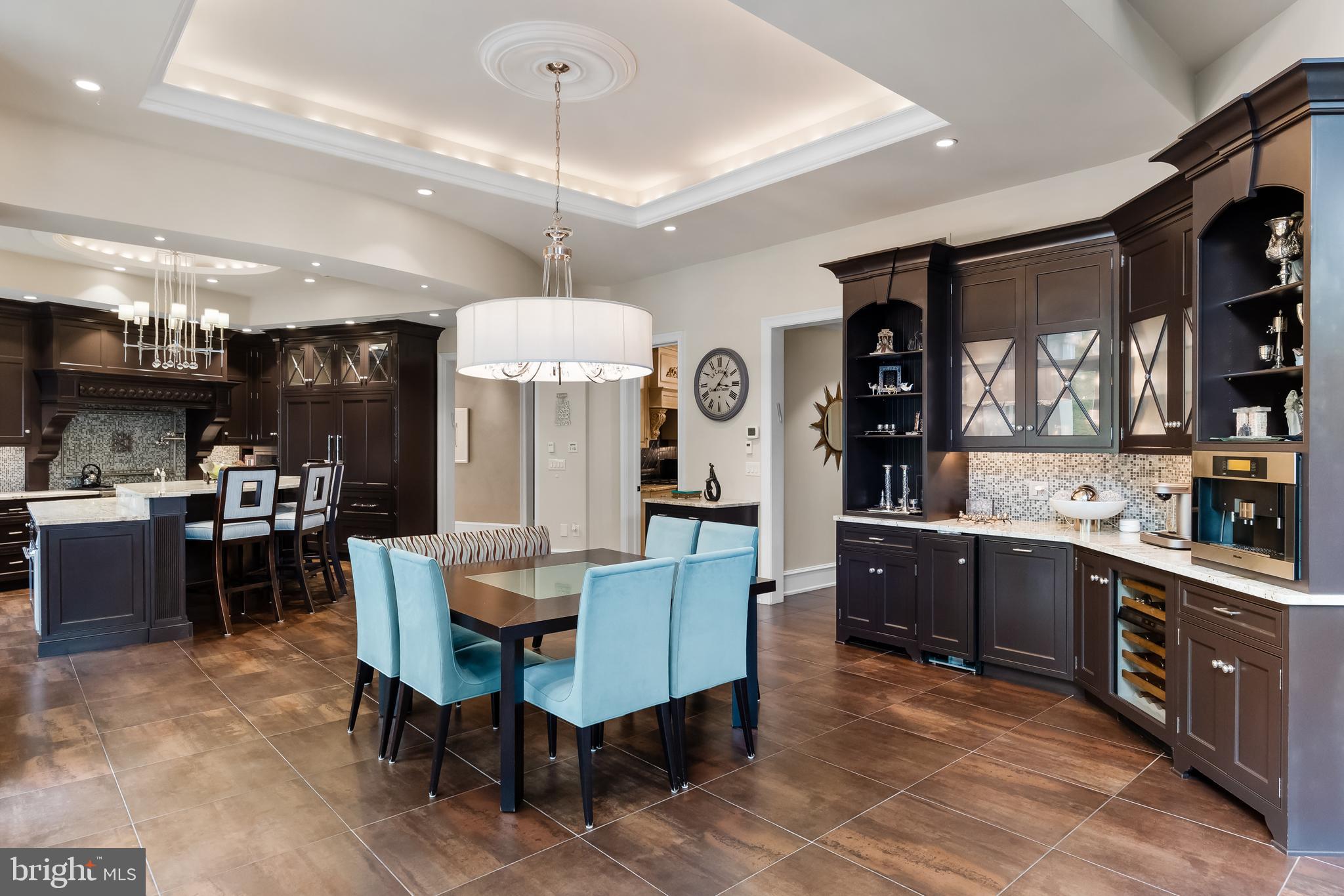 4 Southwood Dr