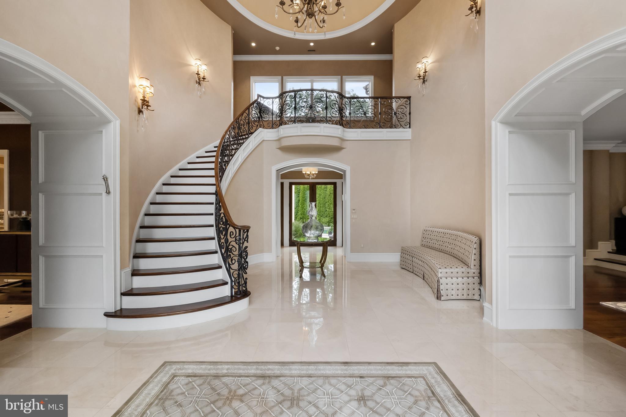 4 Southwood Dr