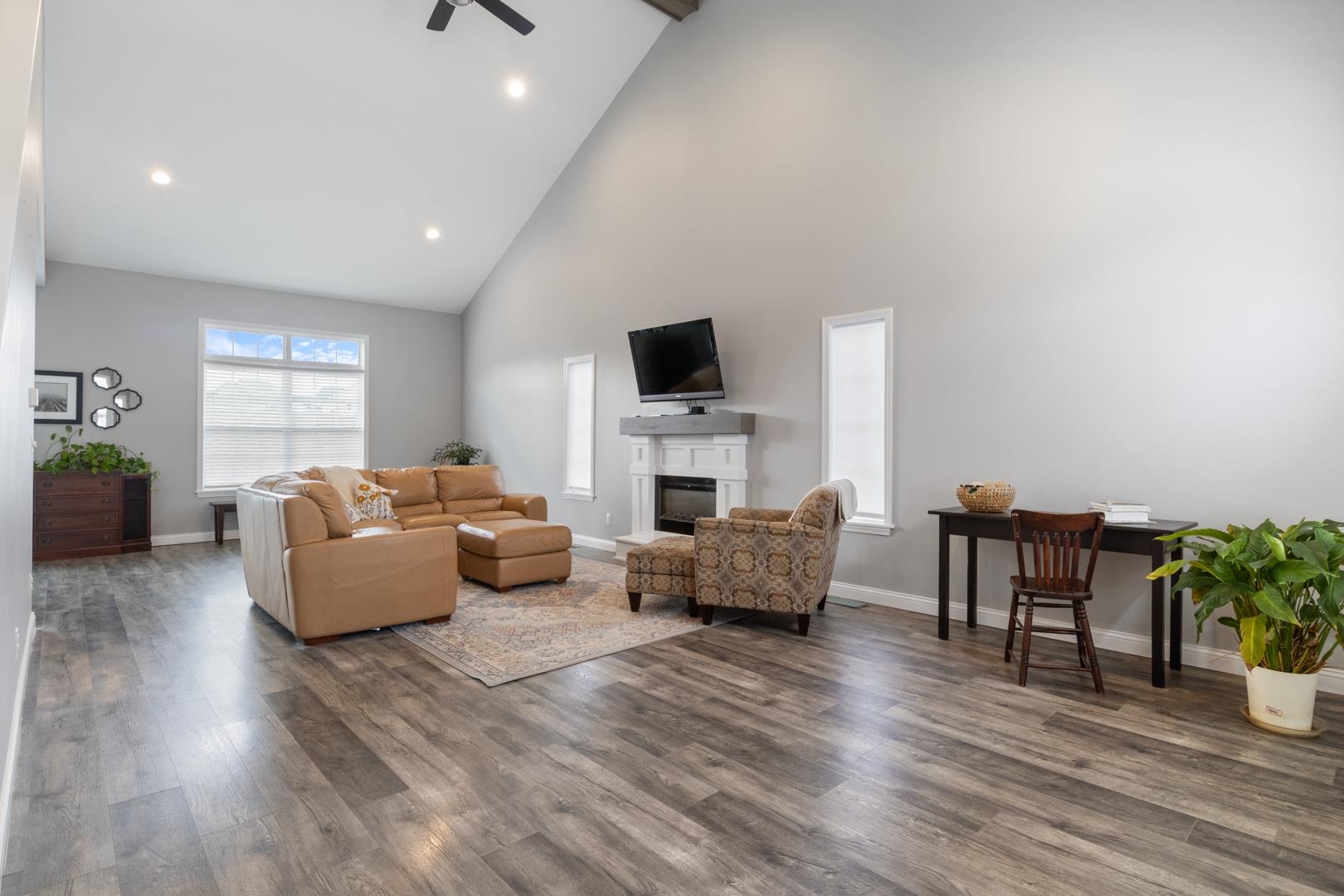 2744 Pine Cone Lane