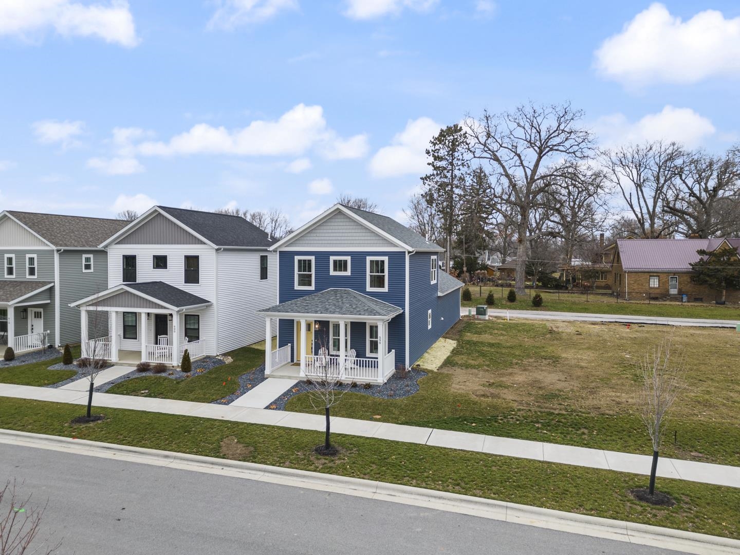 590 W Main Street