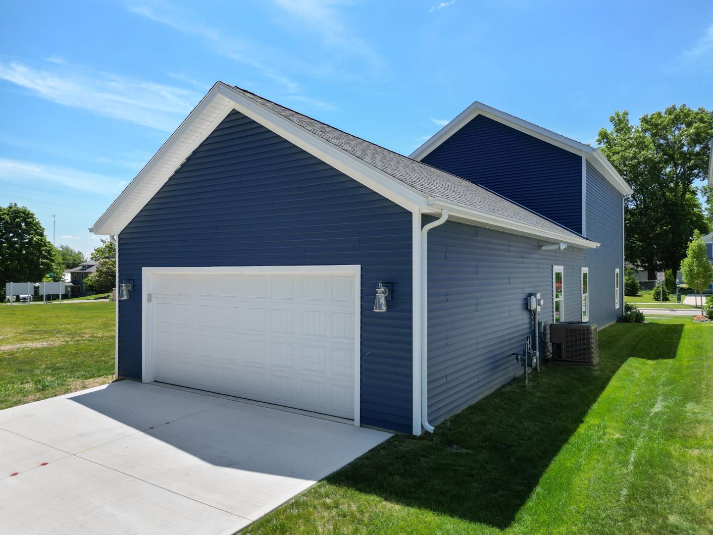 590 W Main Street