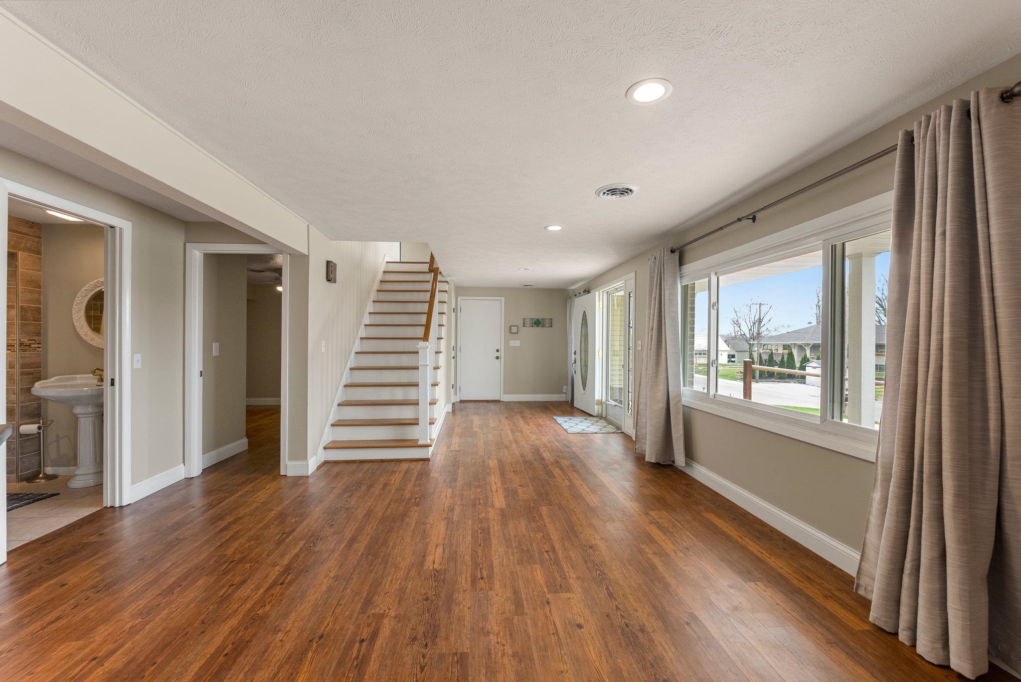 860 E Northshore Drive