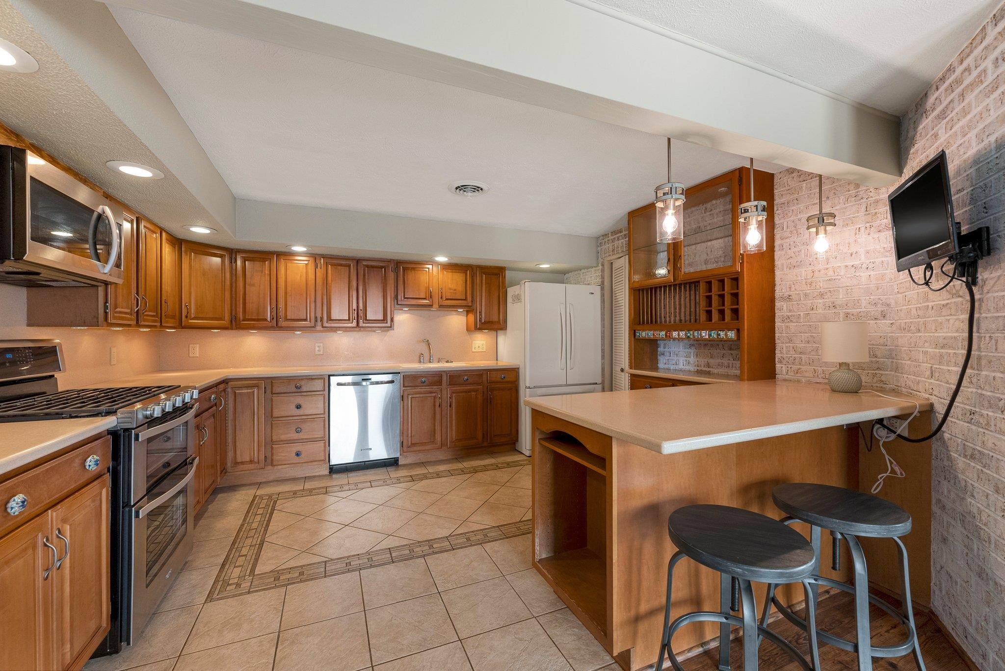 860 E Northshore Drive