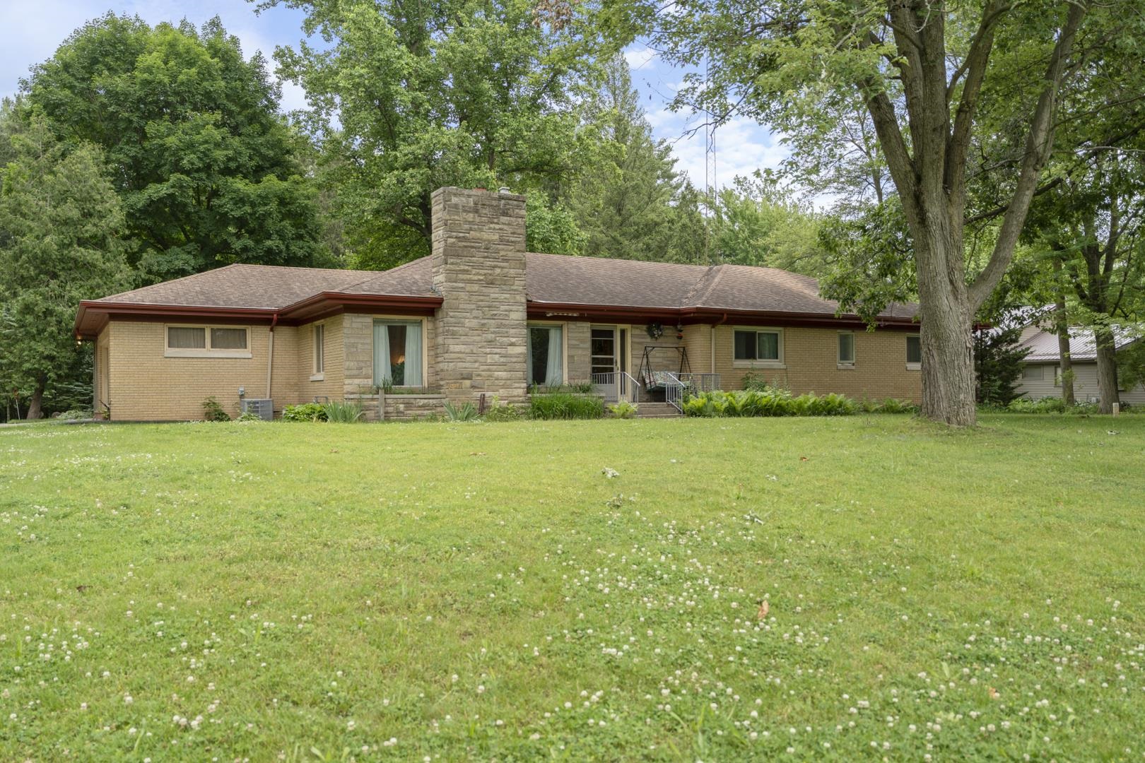 1201 Edgewood Drive