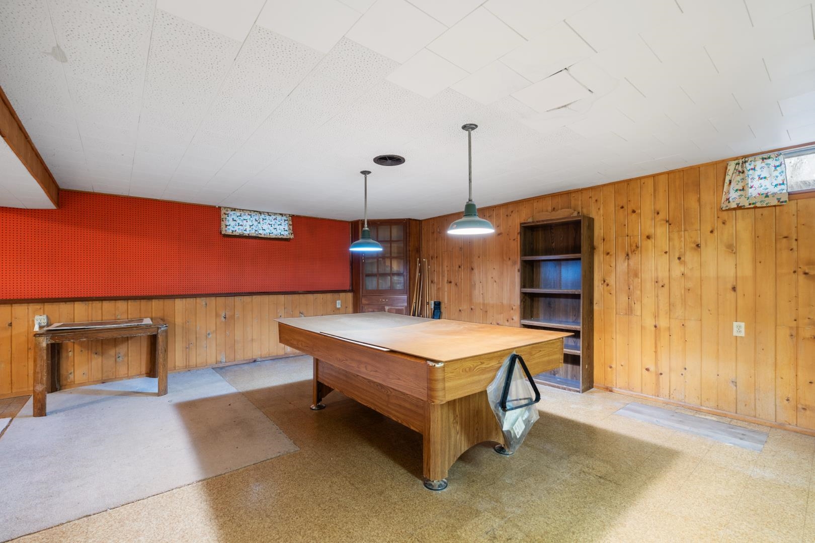 1201 Edgewood Drive