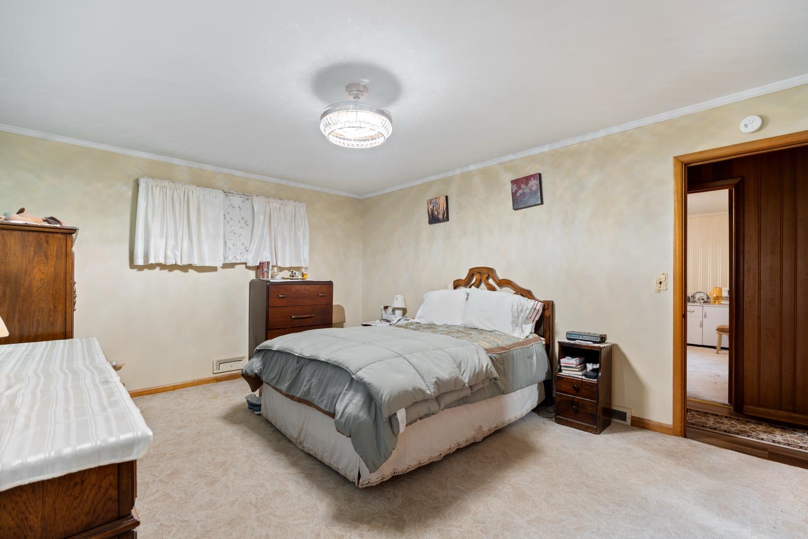 1201 Edgewood Drive