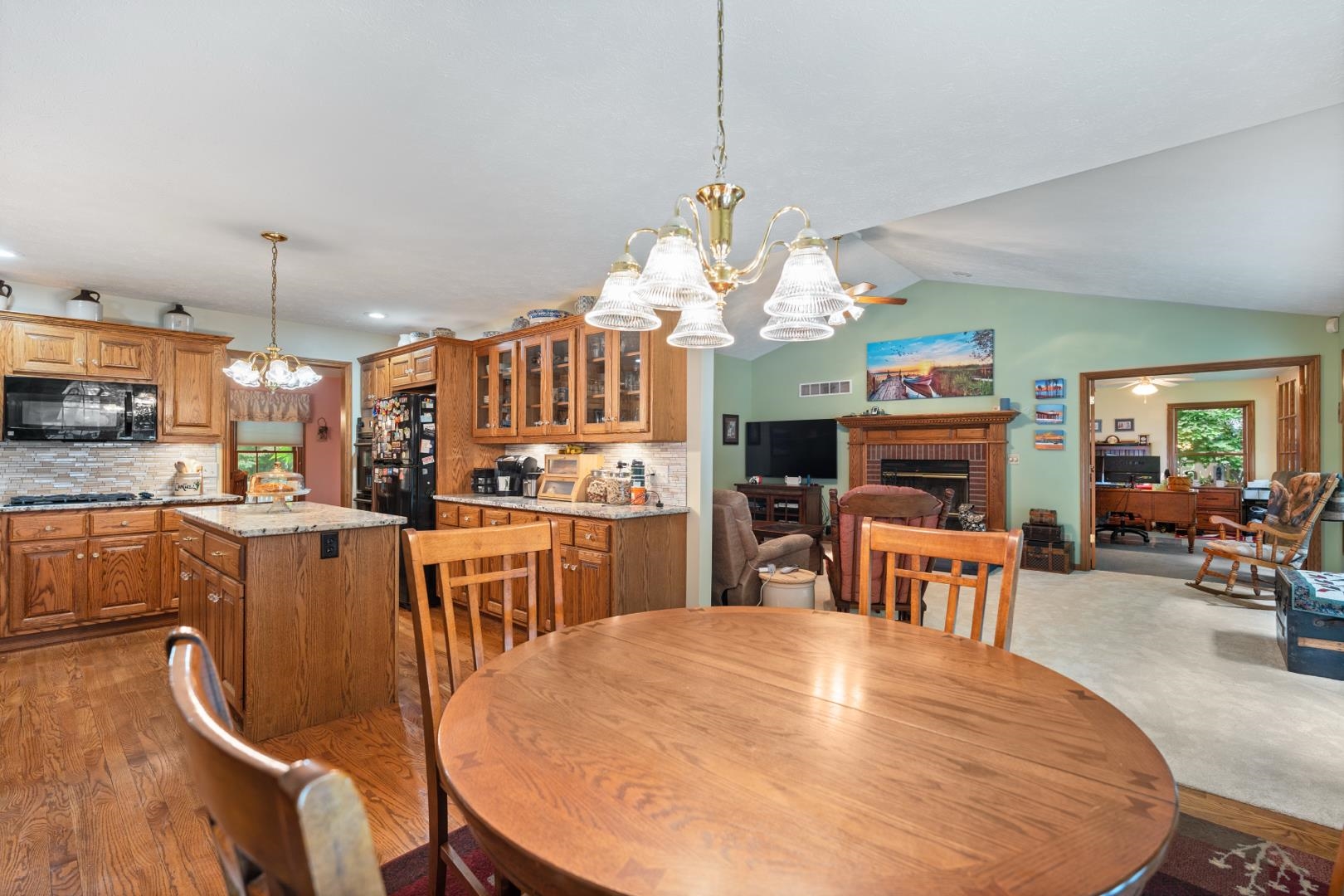 3429 W Doe Court
