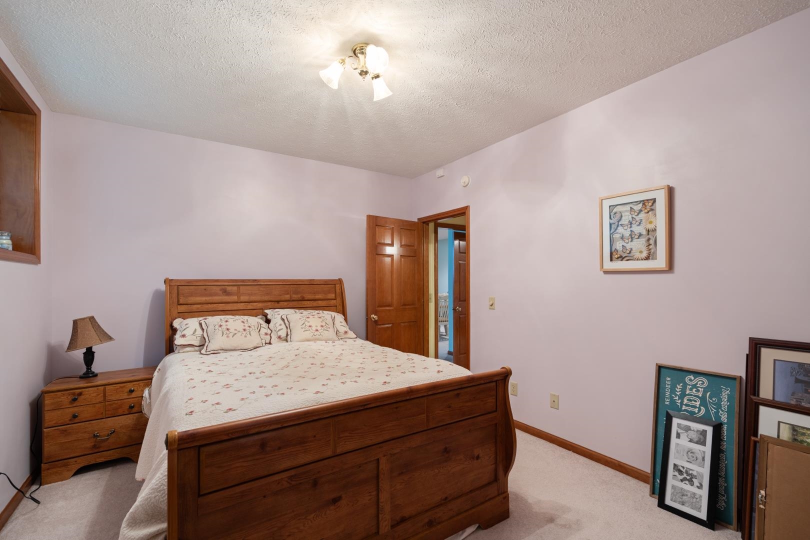 3429 W Doe Court
