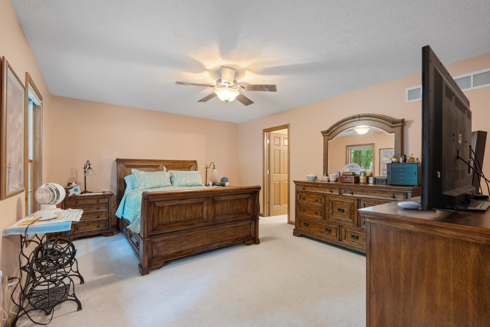 3429 W Doe Court