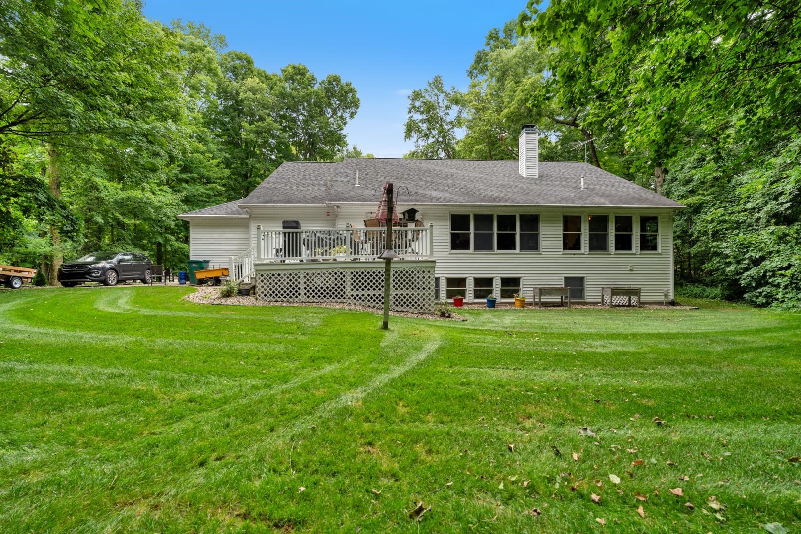 3429 W Doe Court