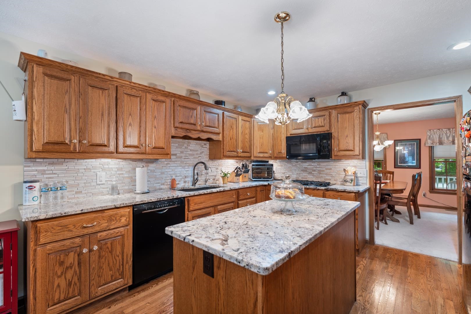 3429 W Doe Court