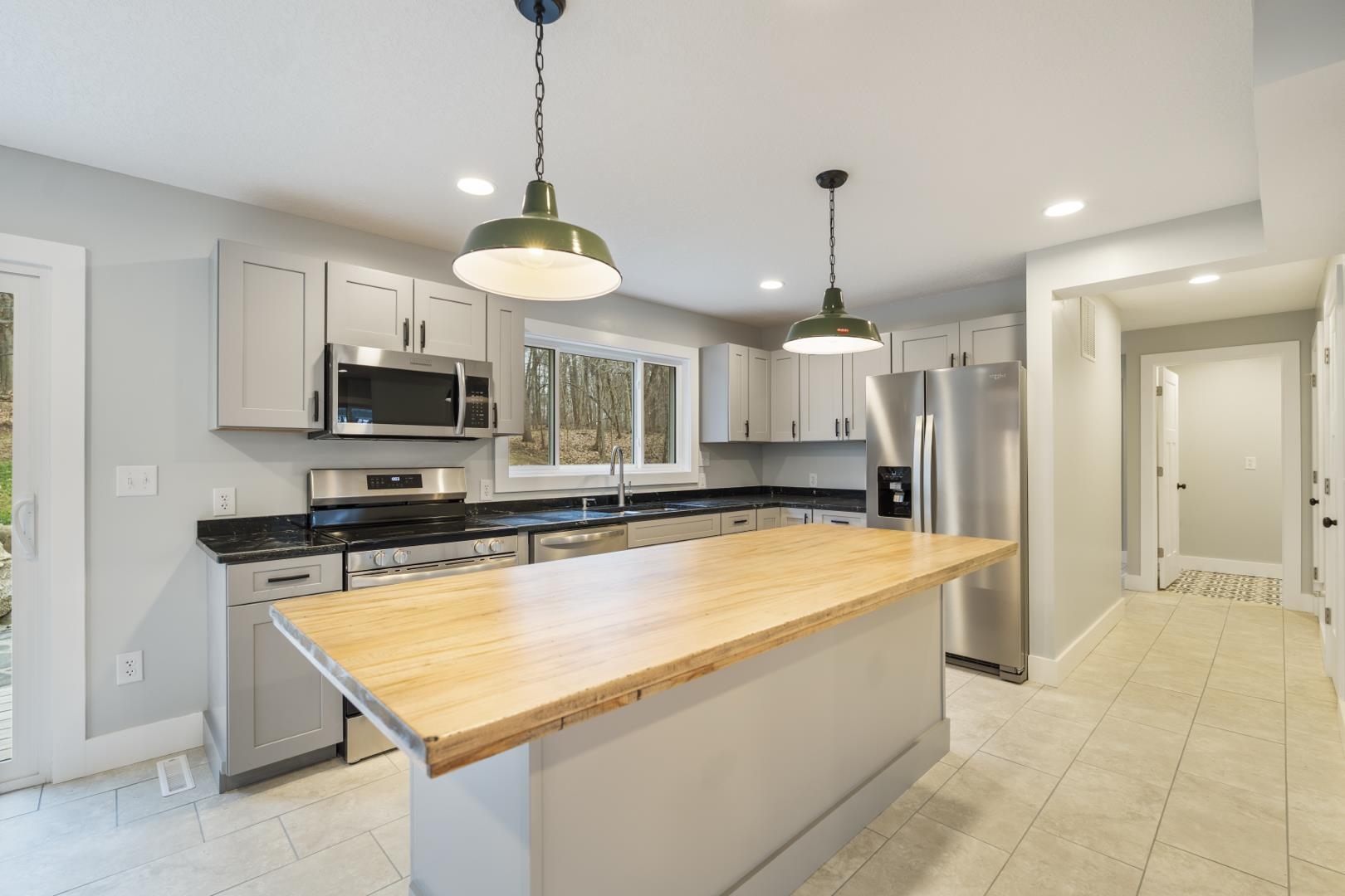 6958 N Kalorama Road