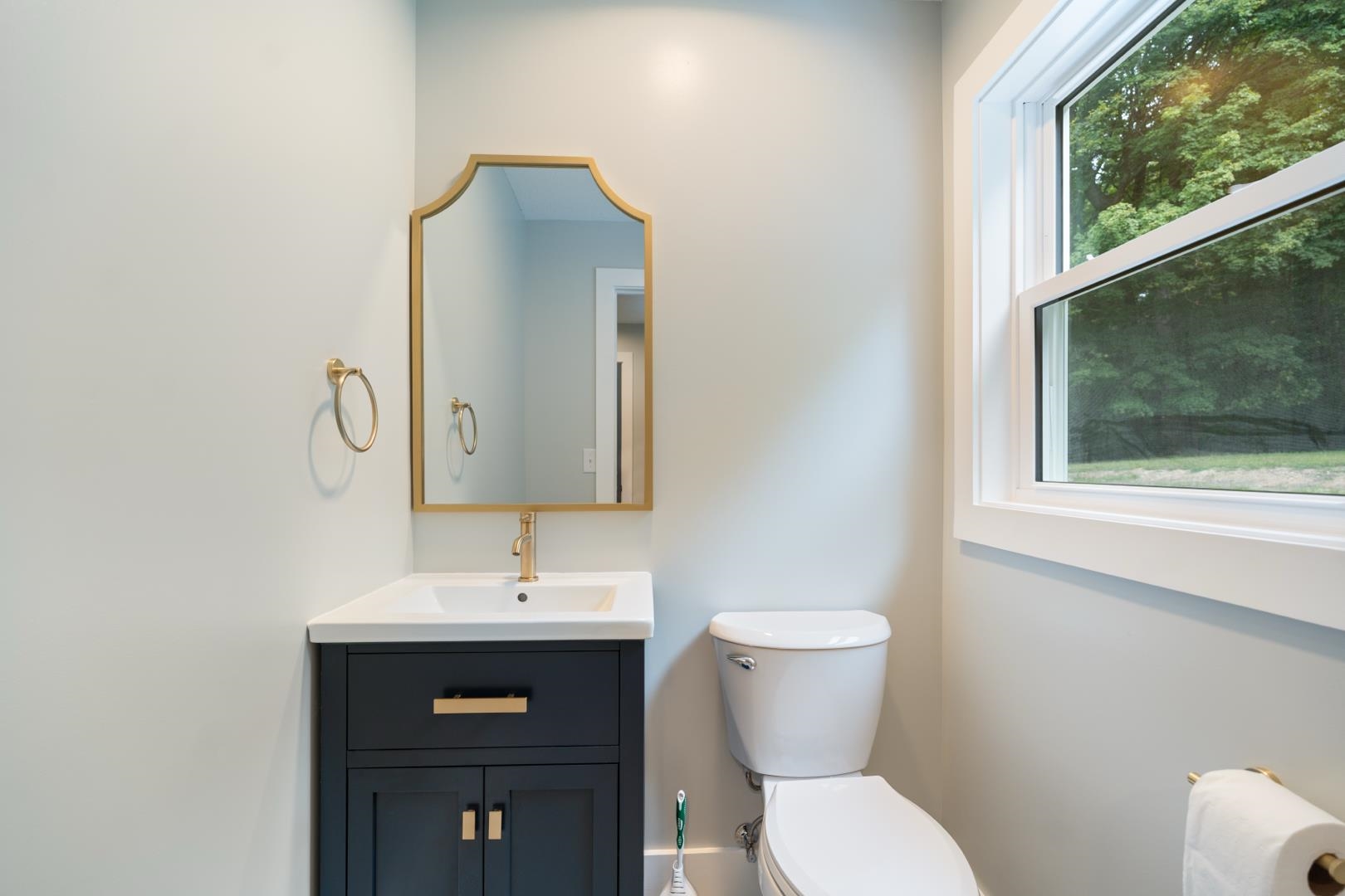 6958 N Kalorama Road