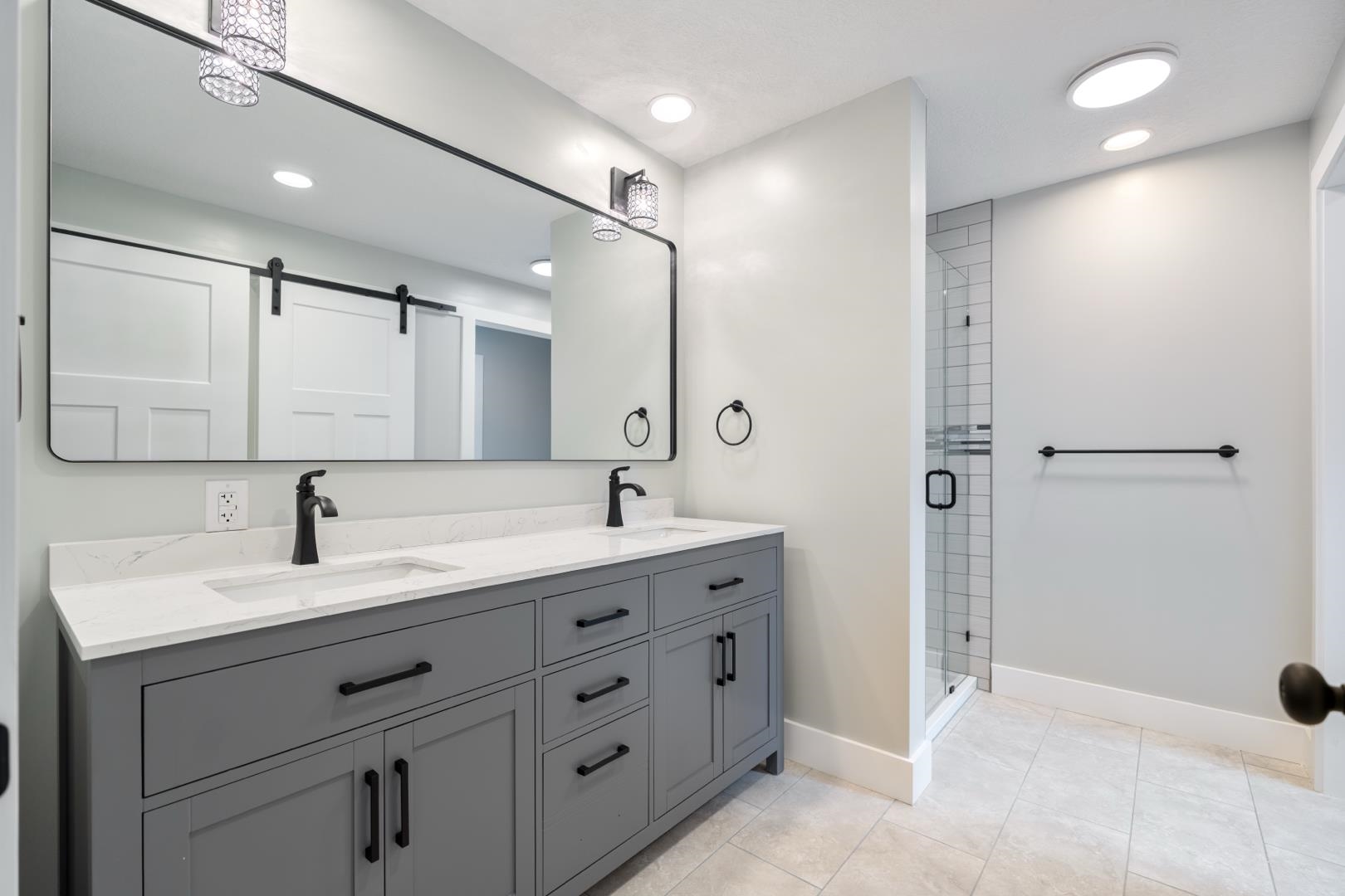 6958 N Kalorama Road