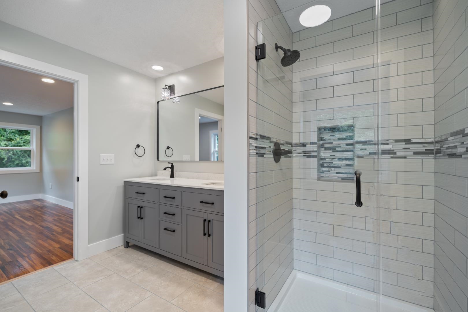 6958 N Kalorama Road