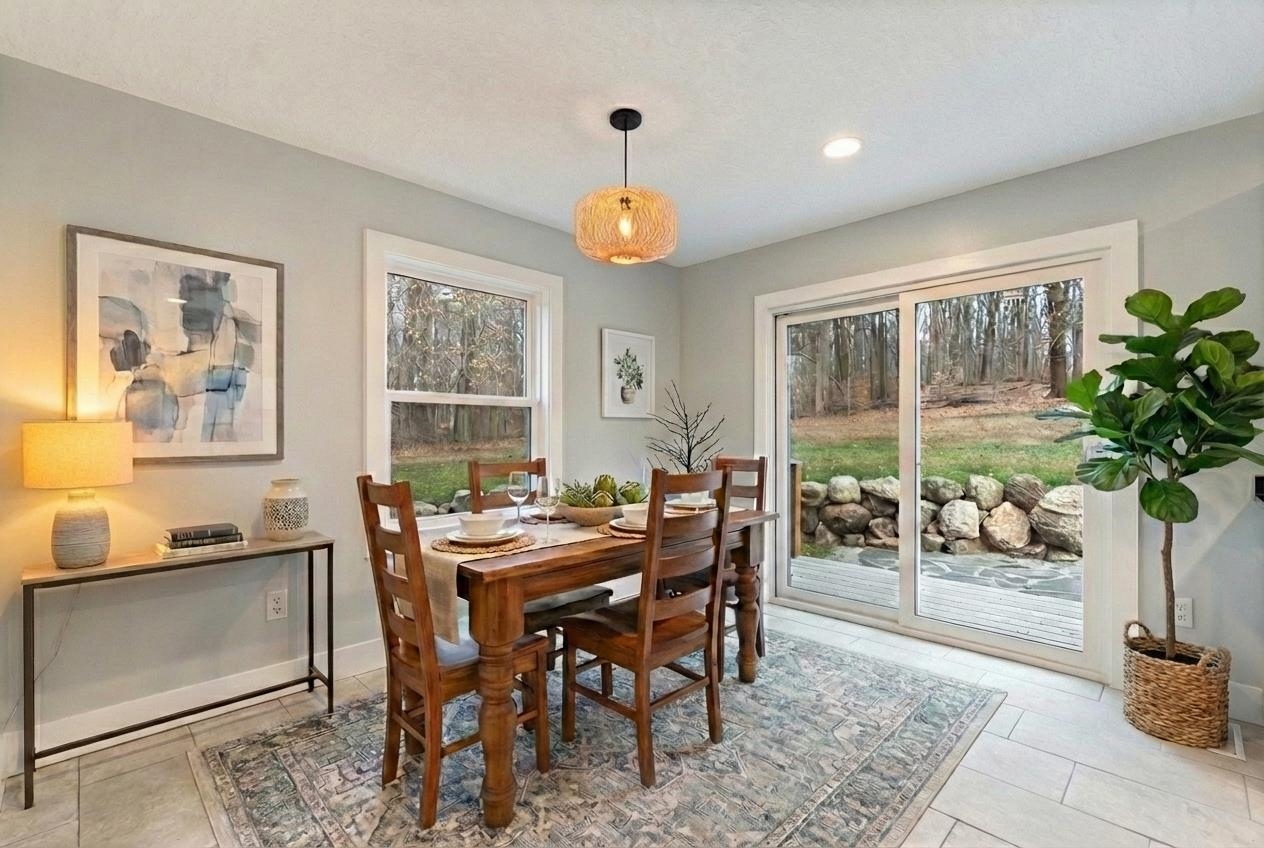 6958 N Kalorama Road