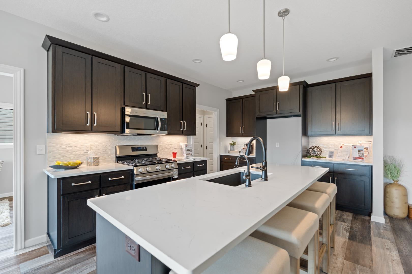 150 Wagon Wheel Drive