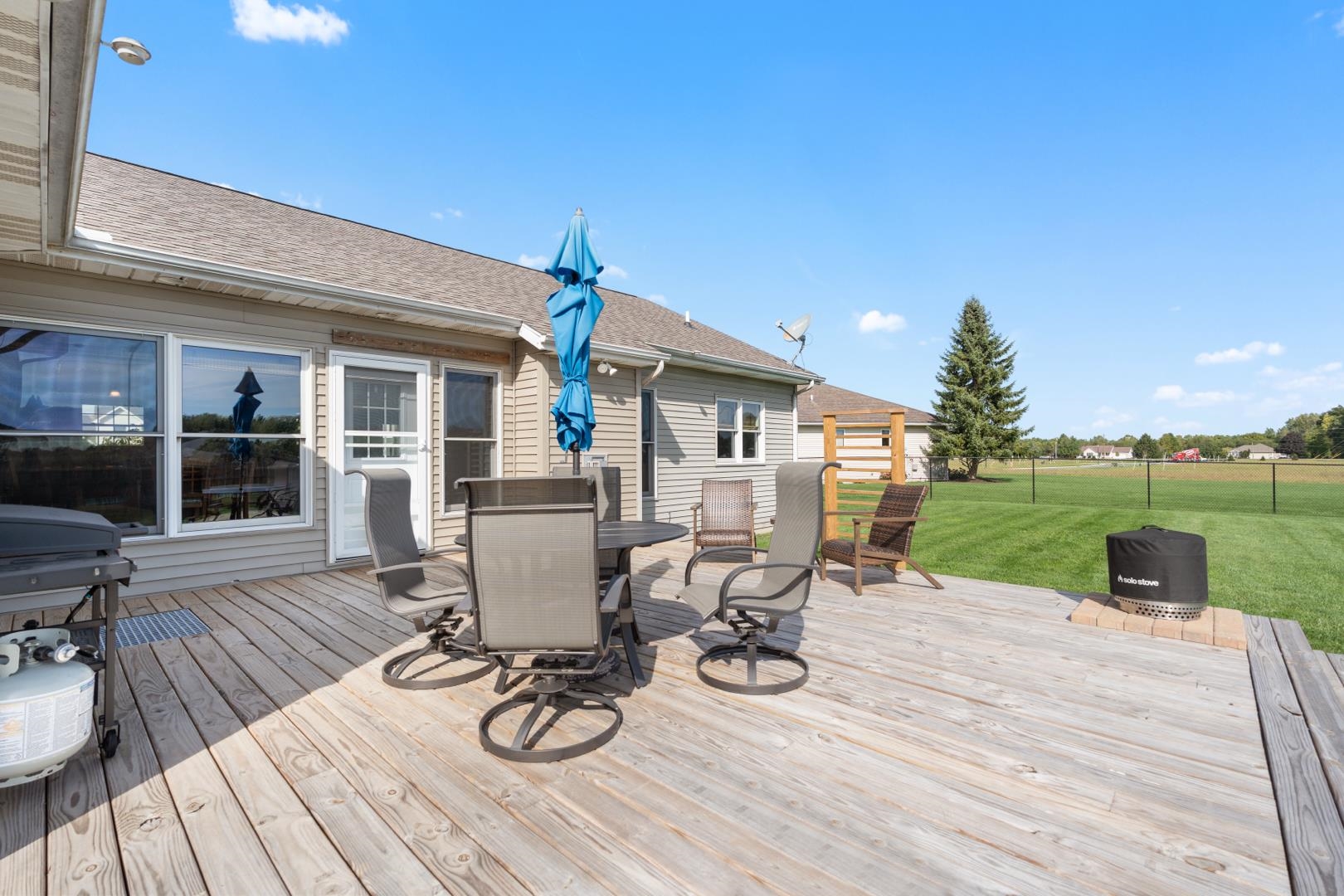 3320 N Royal Oak Court