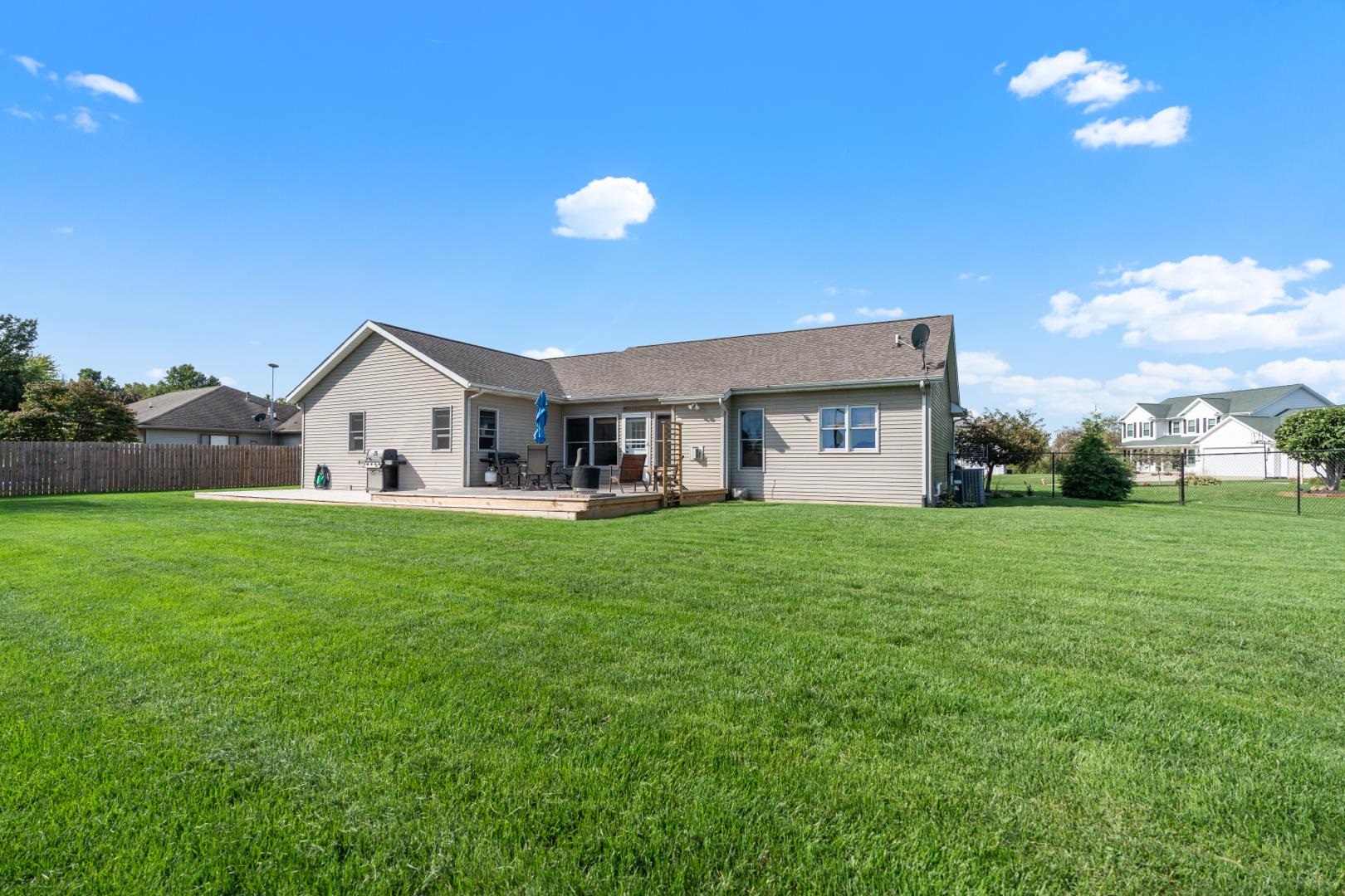 3320 N Royal Oak Court
