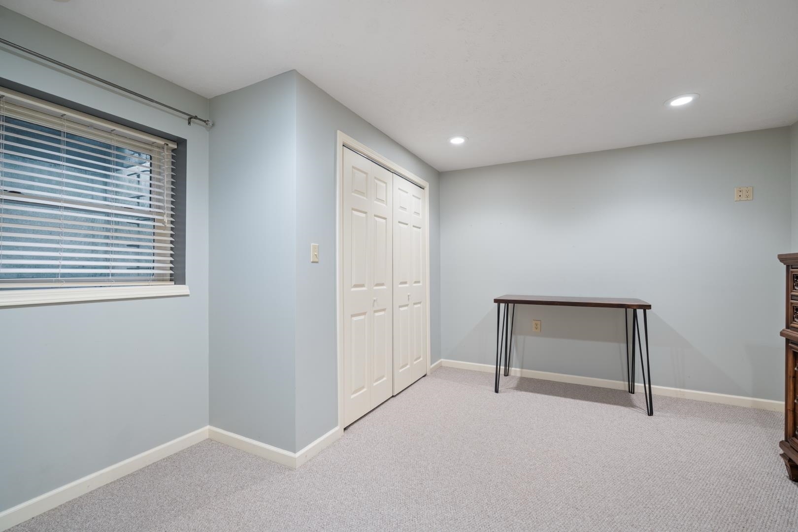 3320 N Royal Oak Court