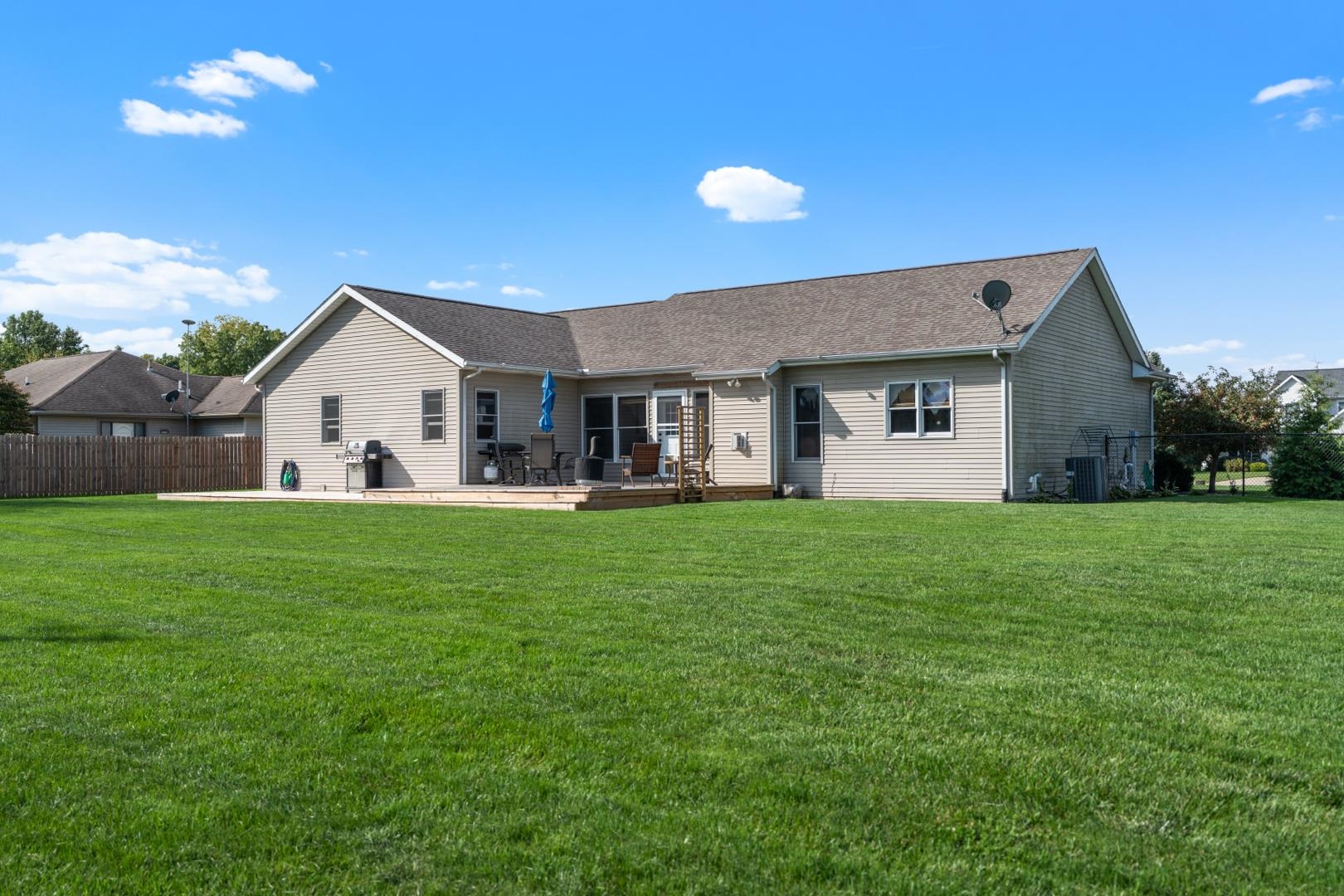3320 N Royal Oak Court