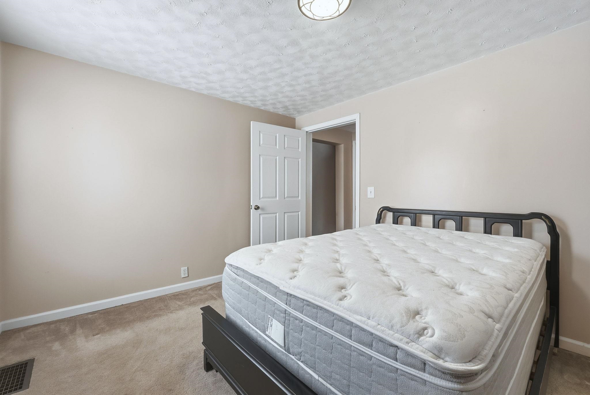 11184 S 250 West Road