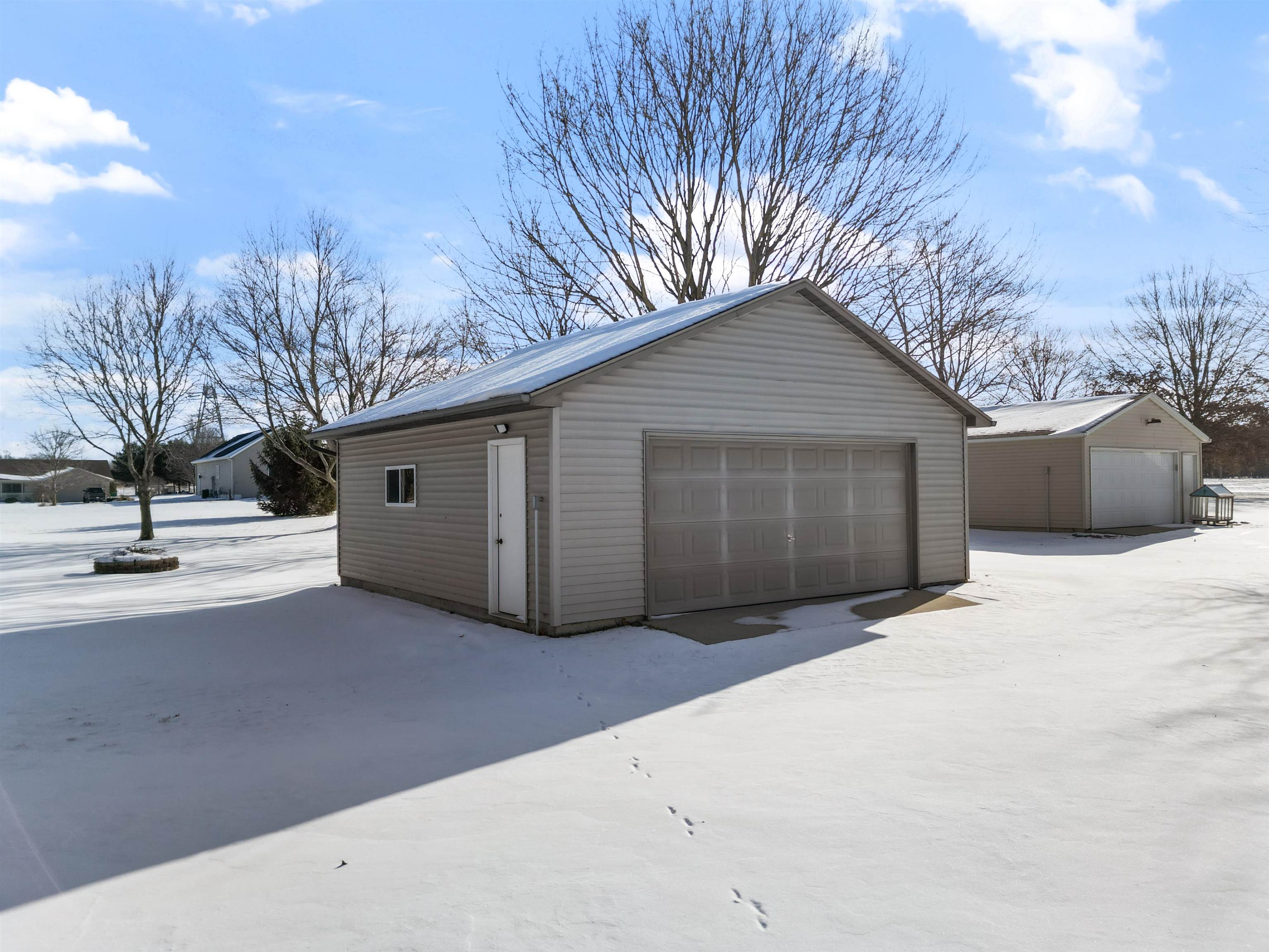 5056 N Dovewood Trail