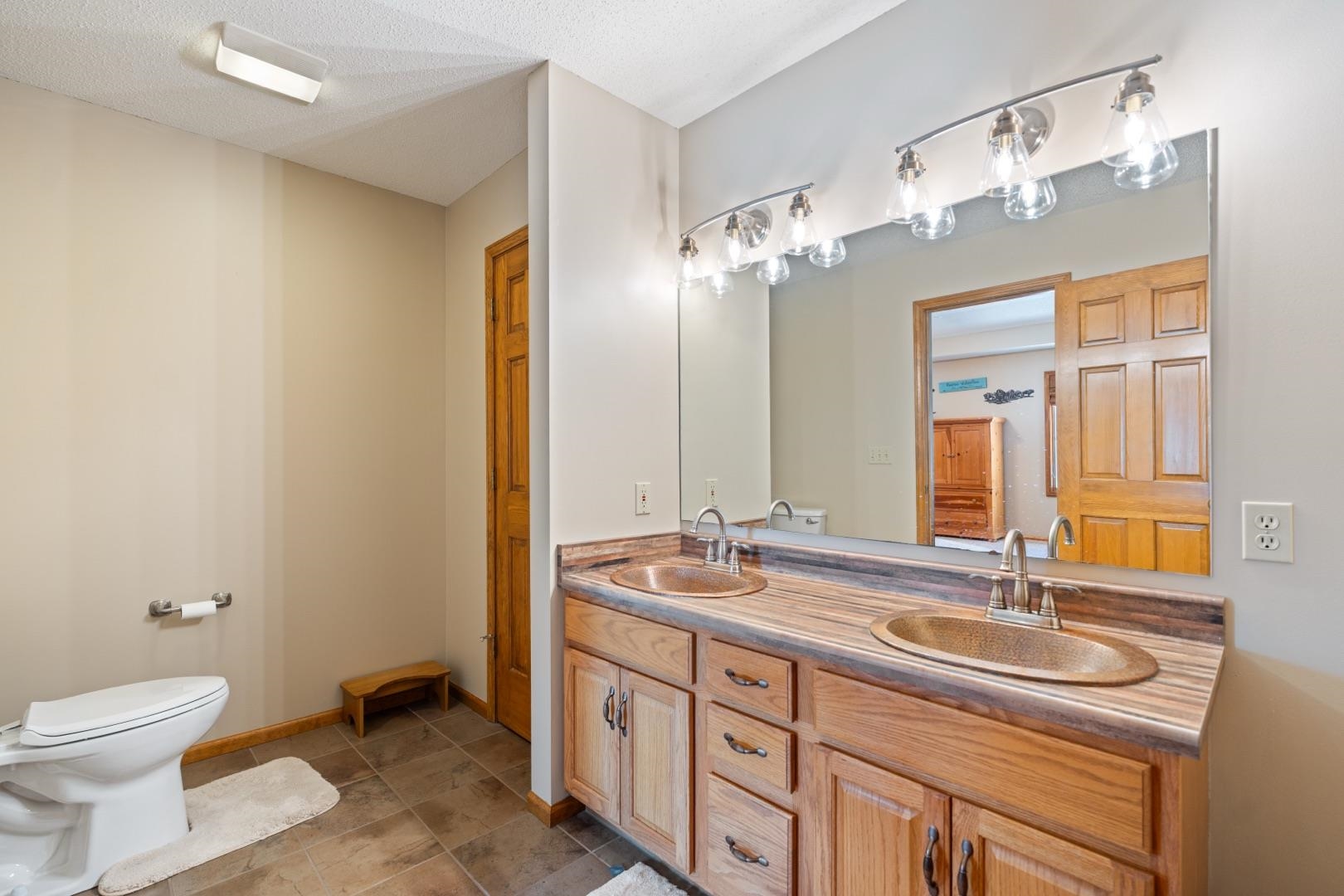 5056 N Dovewood Trail