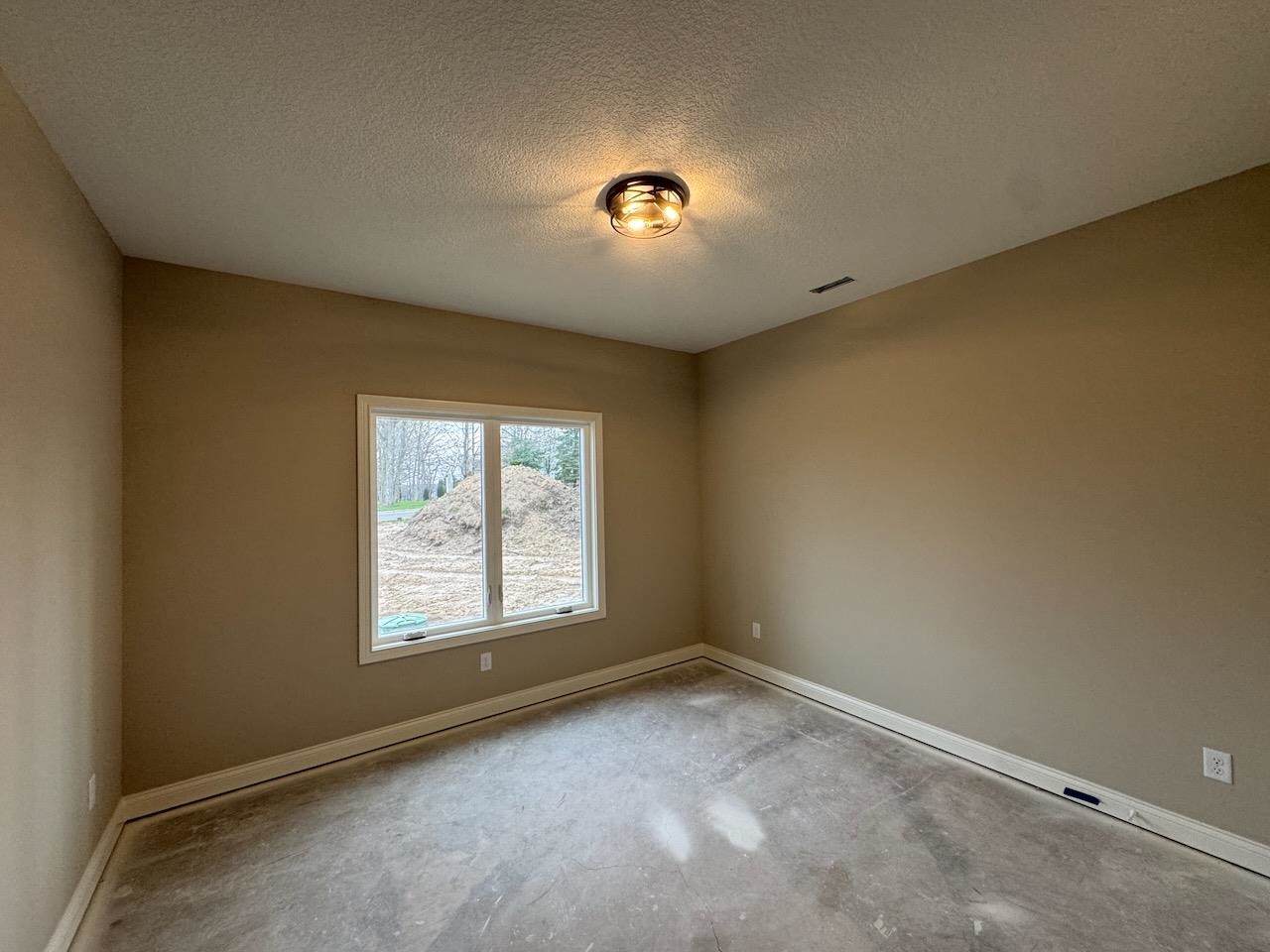 2252 Highlander Drive