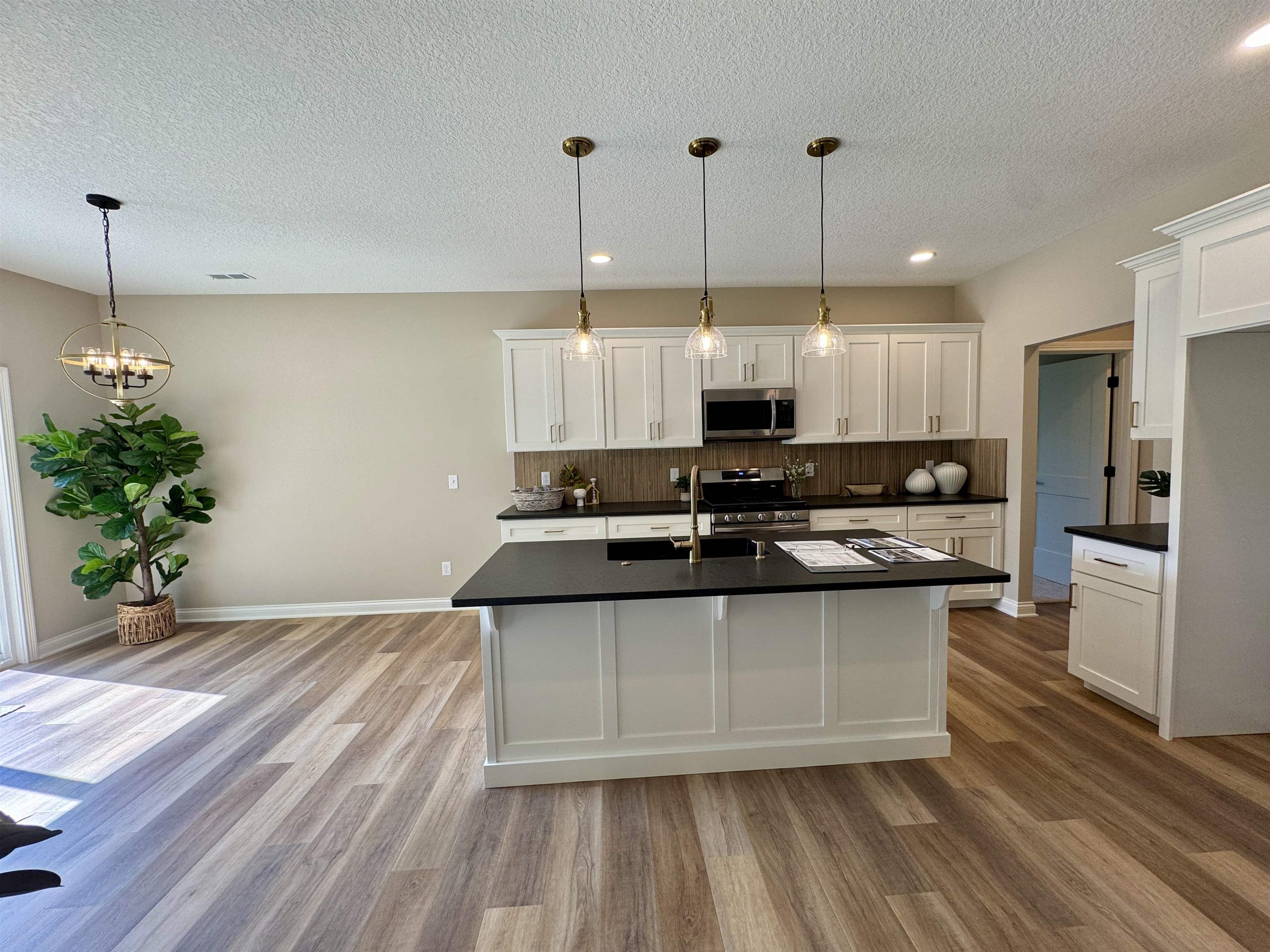 2252 Highlander Drive