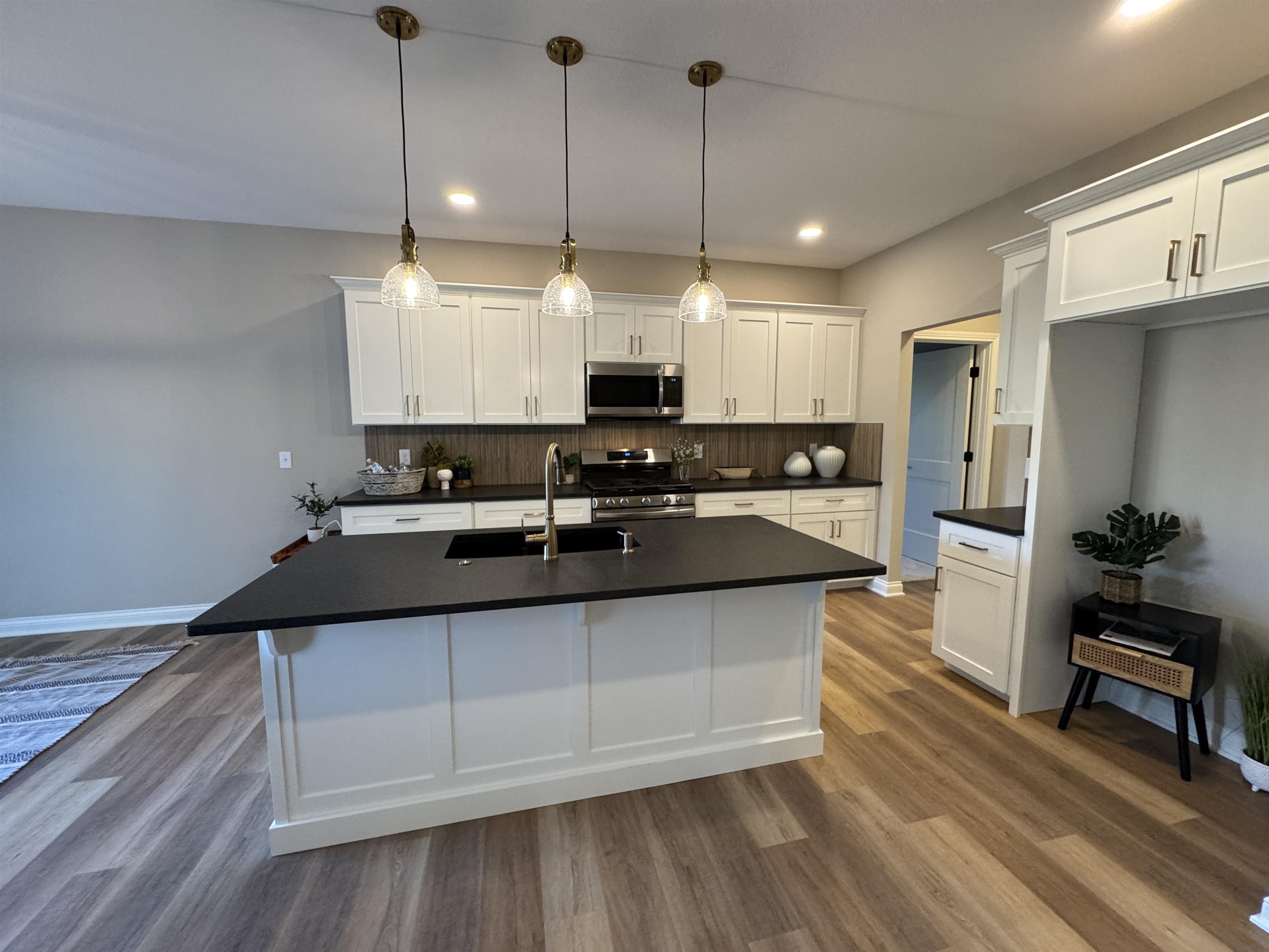 2252 Highlander Drive