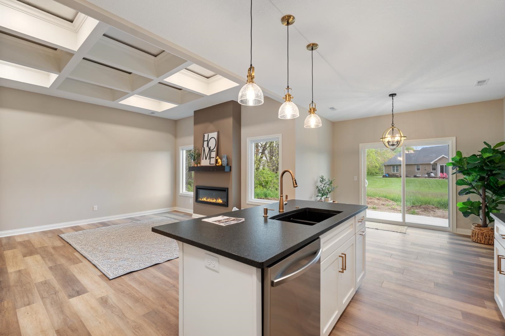 2252 Highlander Drive