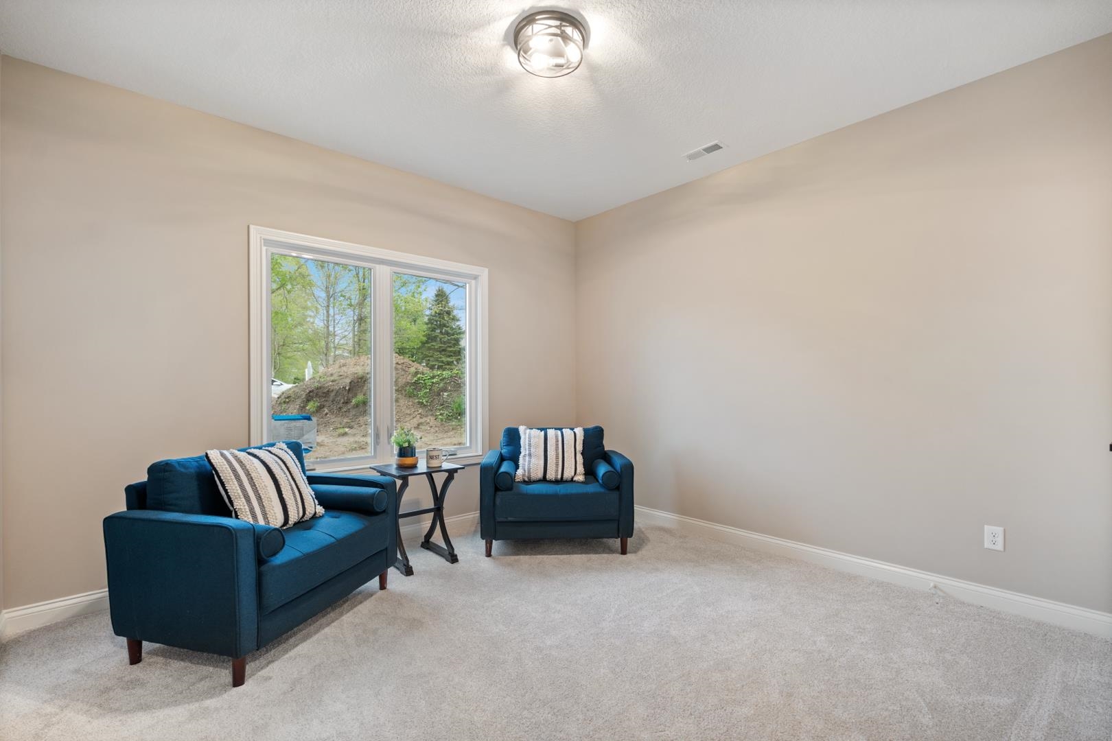 2252 Highlander Drive