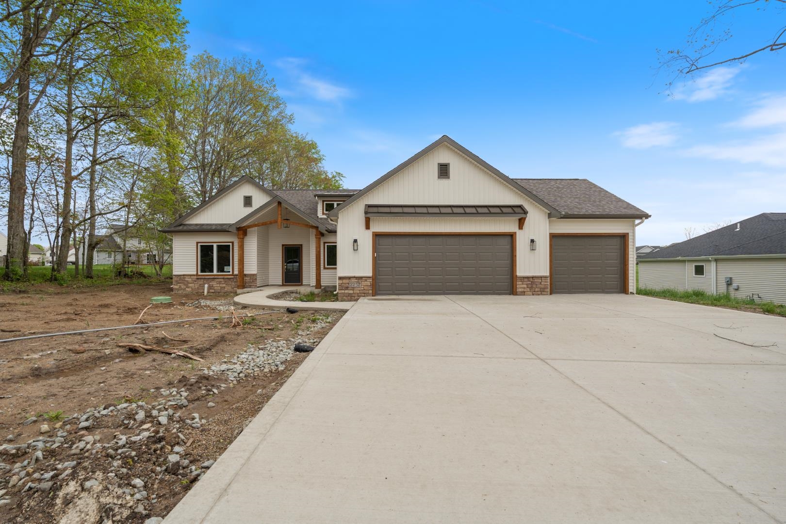 2252 Highlander Drive