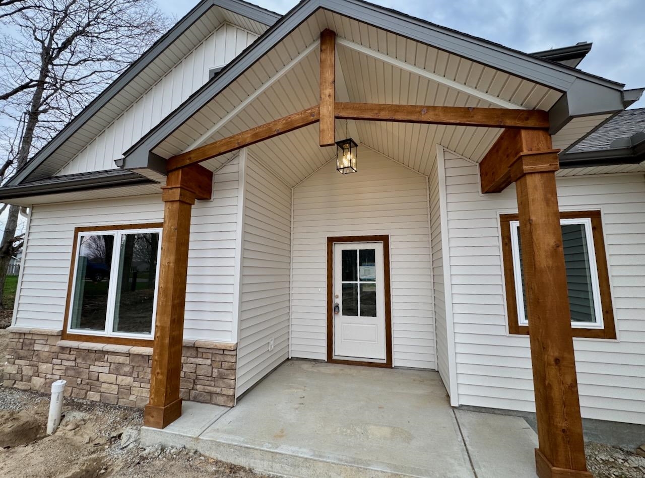 2252 Highlander Drive