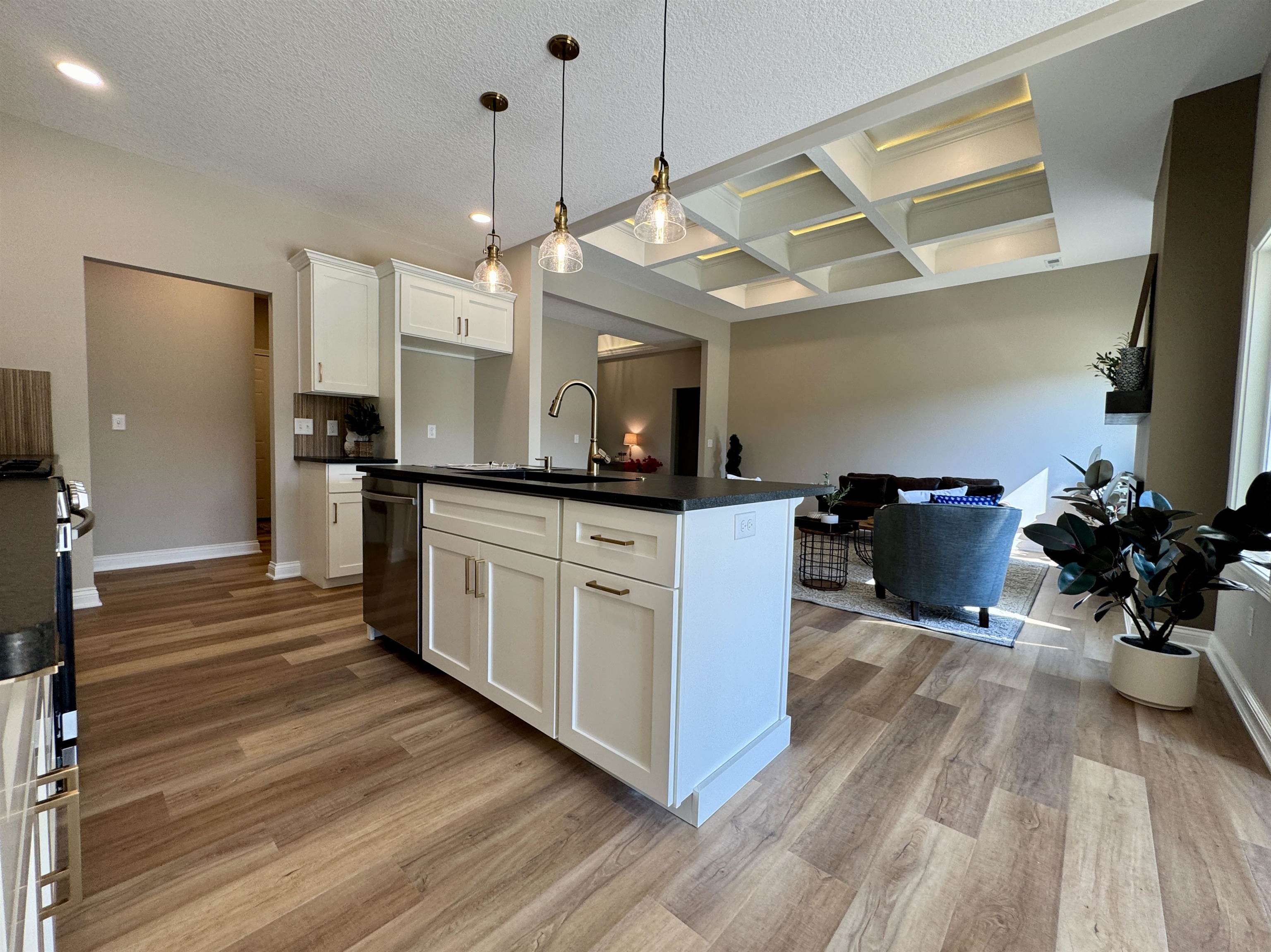 2252 Highlander Drive