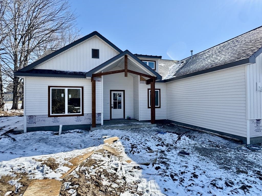 2252 Highlander Drive