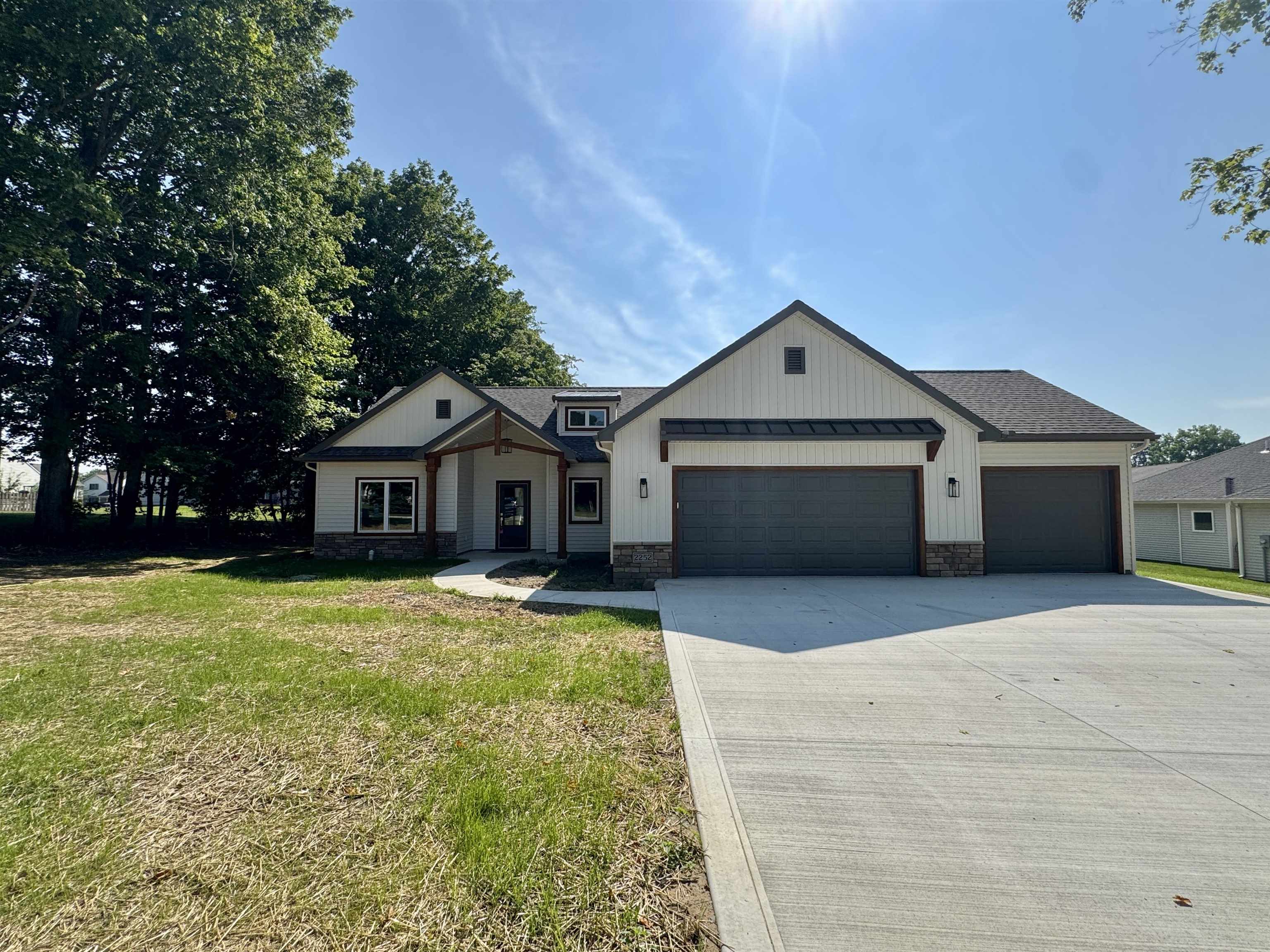 2252 Highlander Drive