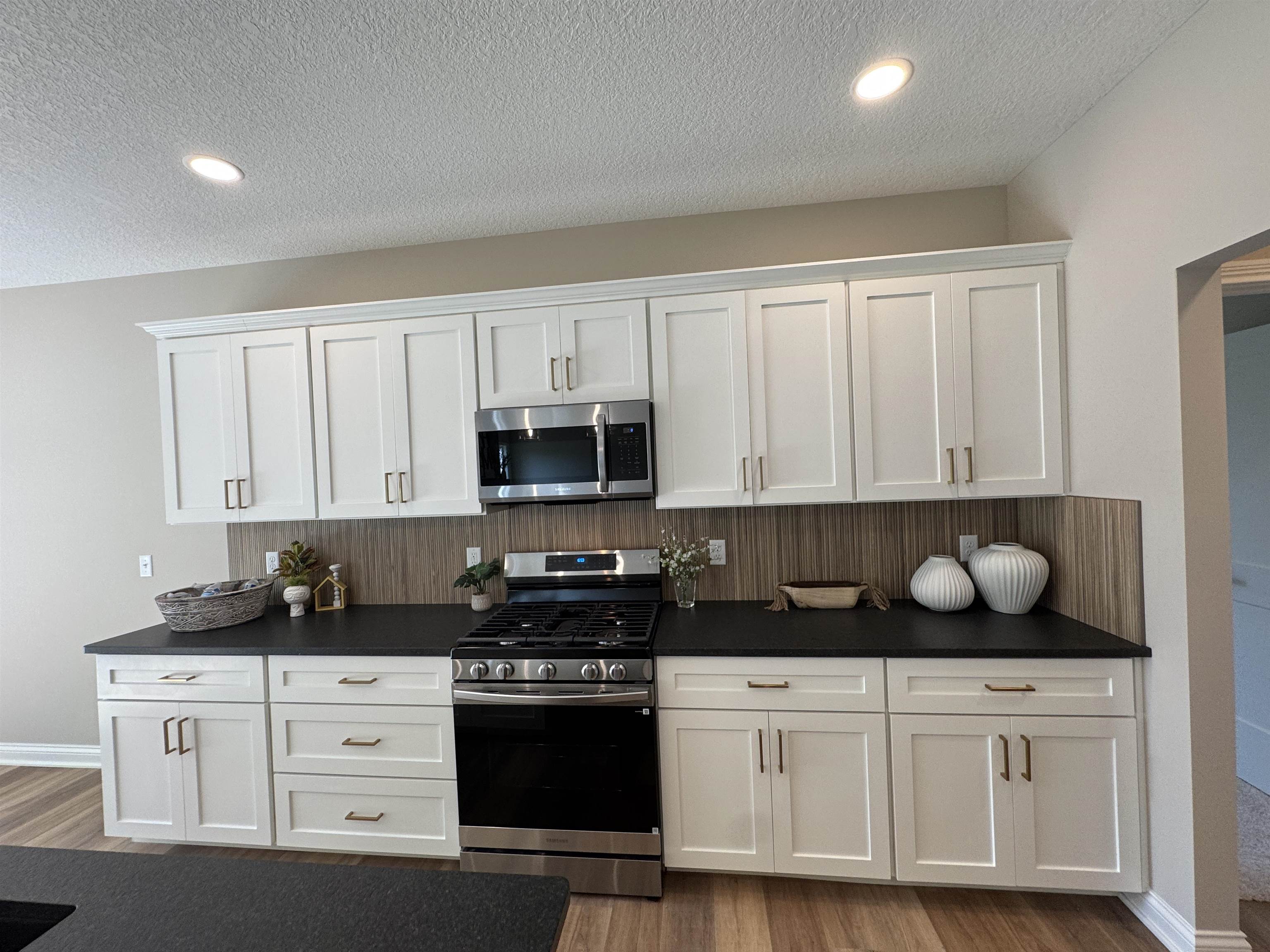 2252 Highlander Drive