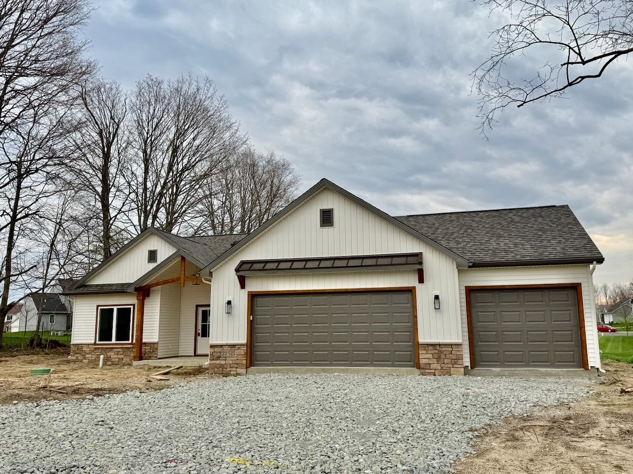 2252 Highlander Drive