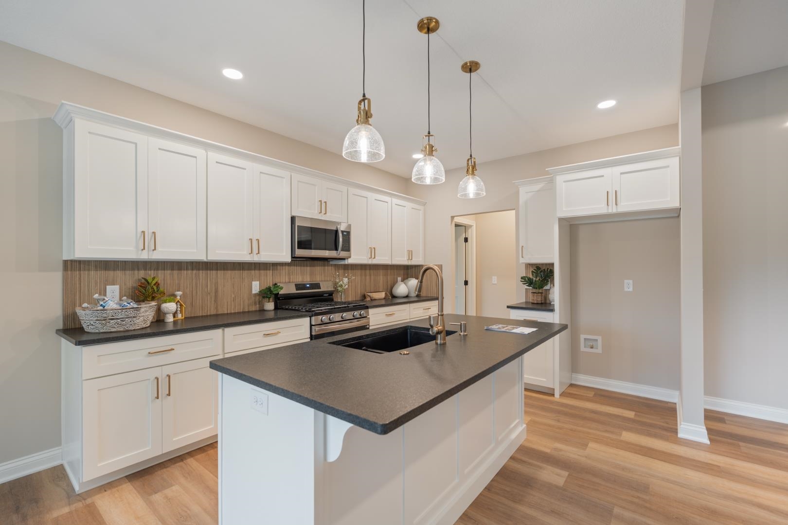 2252 Highlander Drive