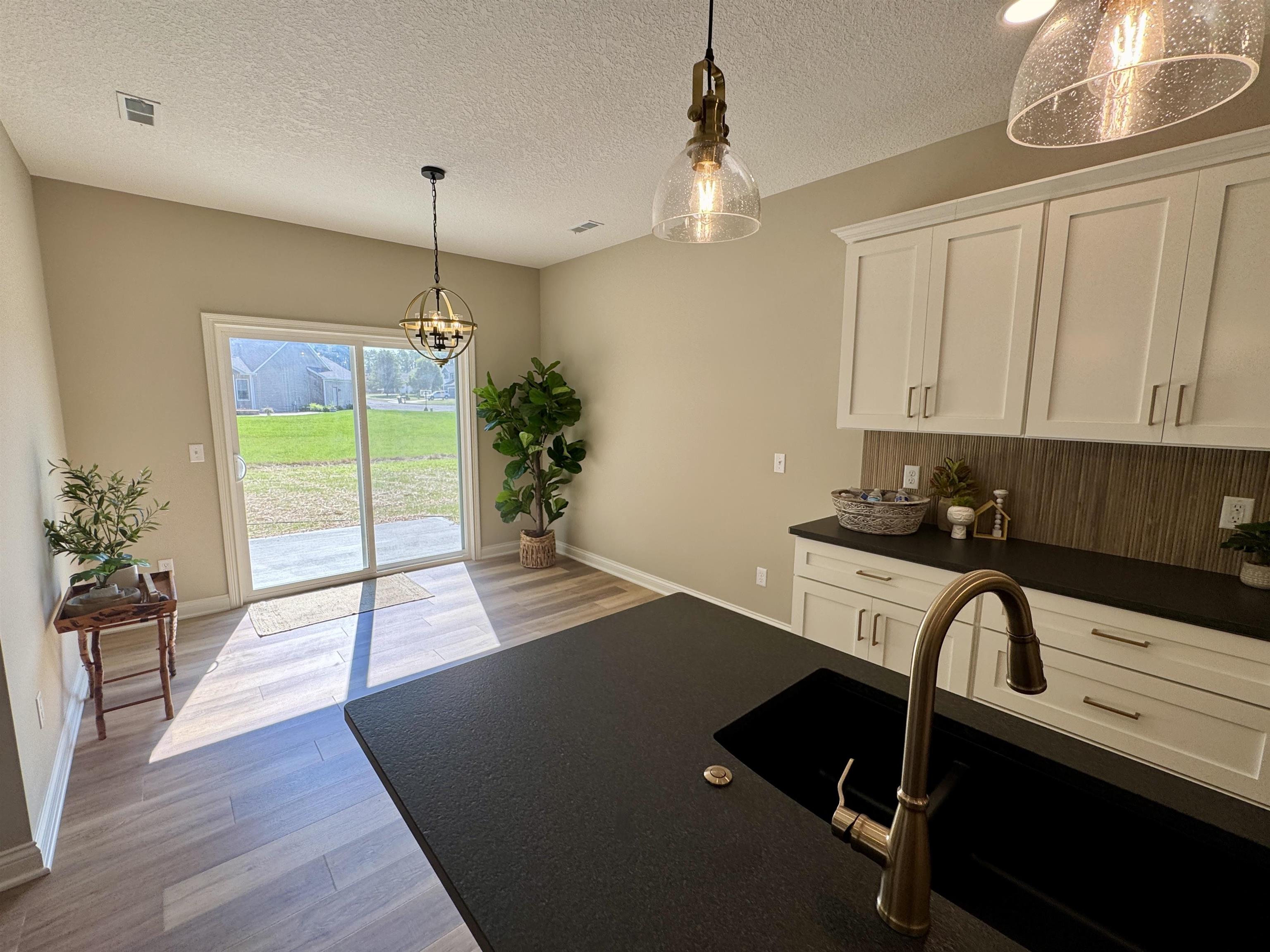 2252 Highlander Drive
