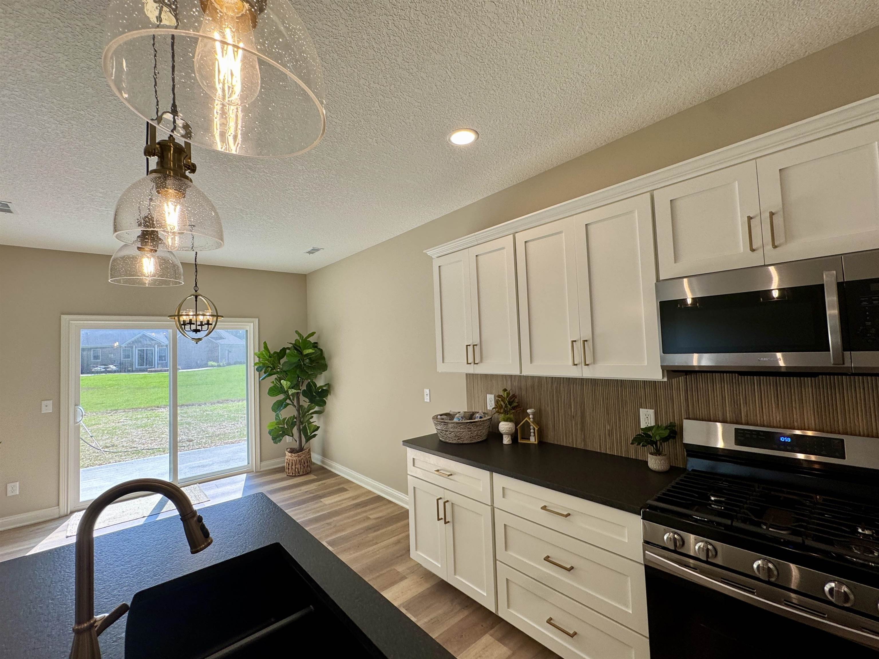 2252 Highlander Drive