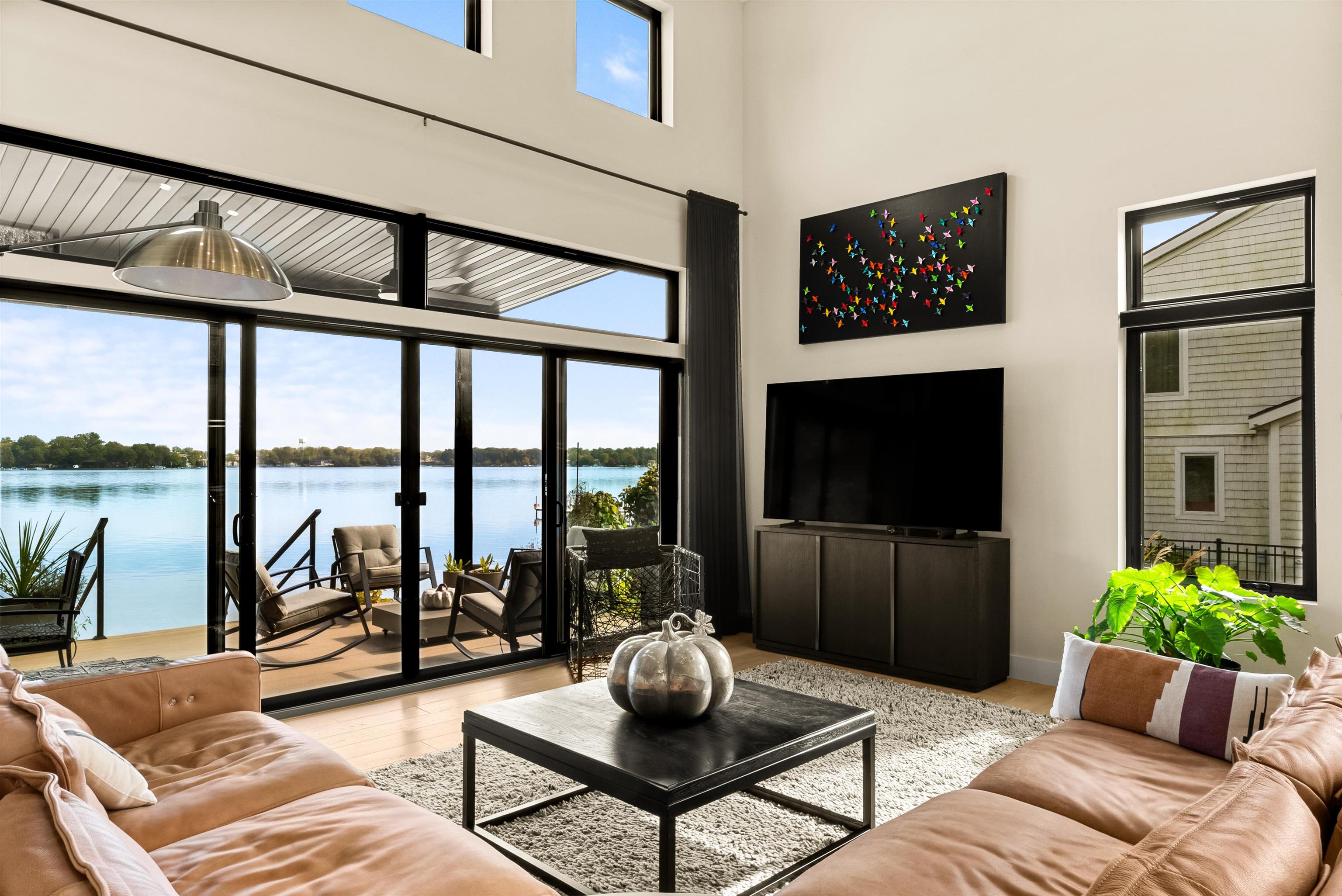 1101 Country Club Lane