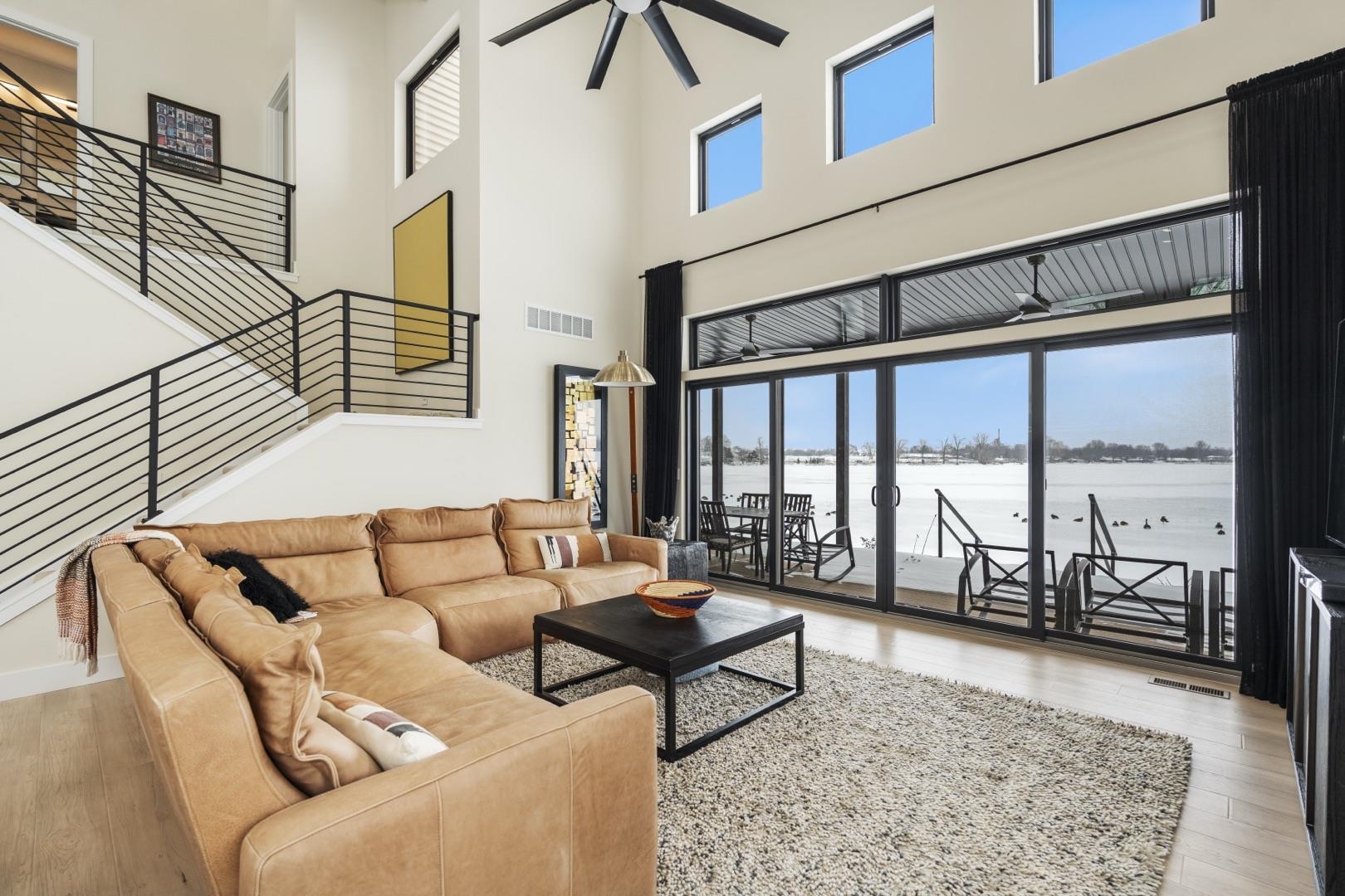 1101 Country Club Lane