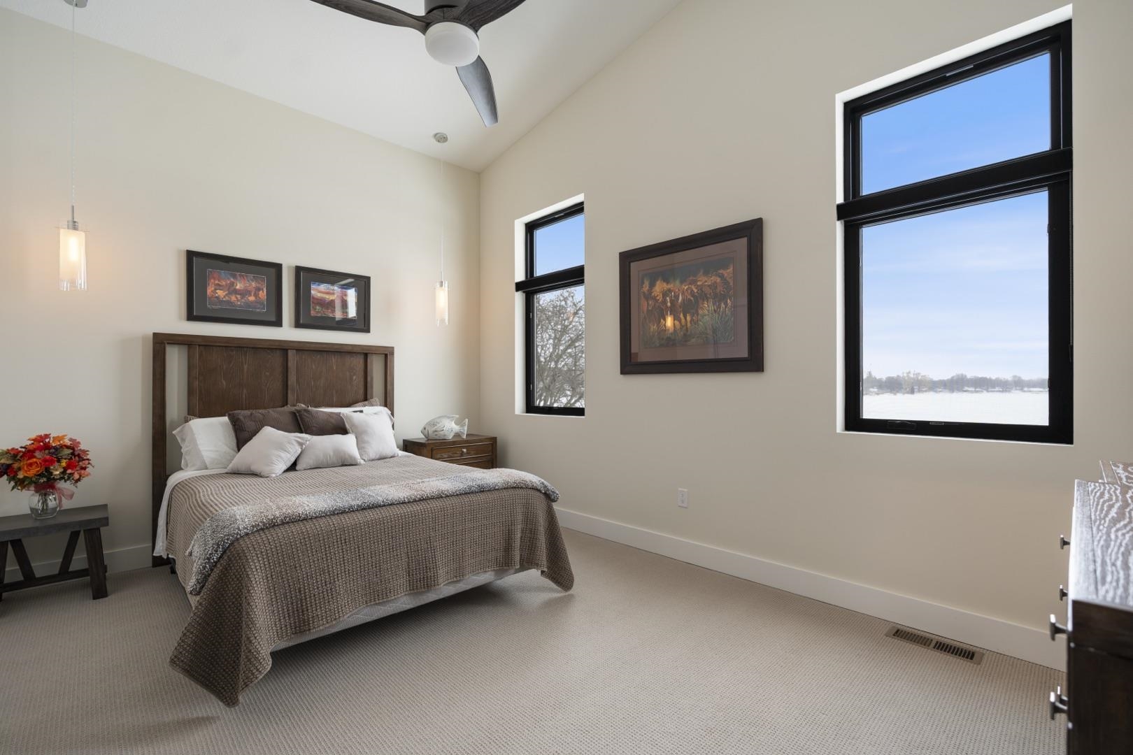 1101 Country Club Lane