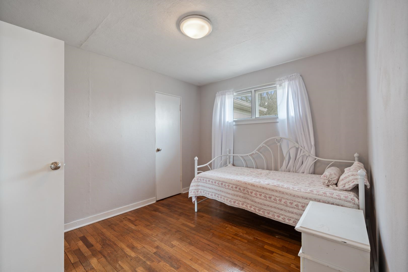 1609 Westchester Drive