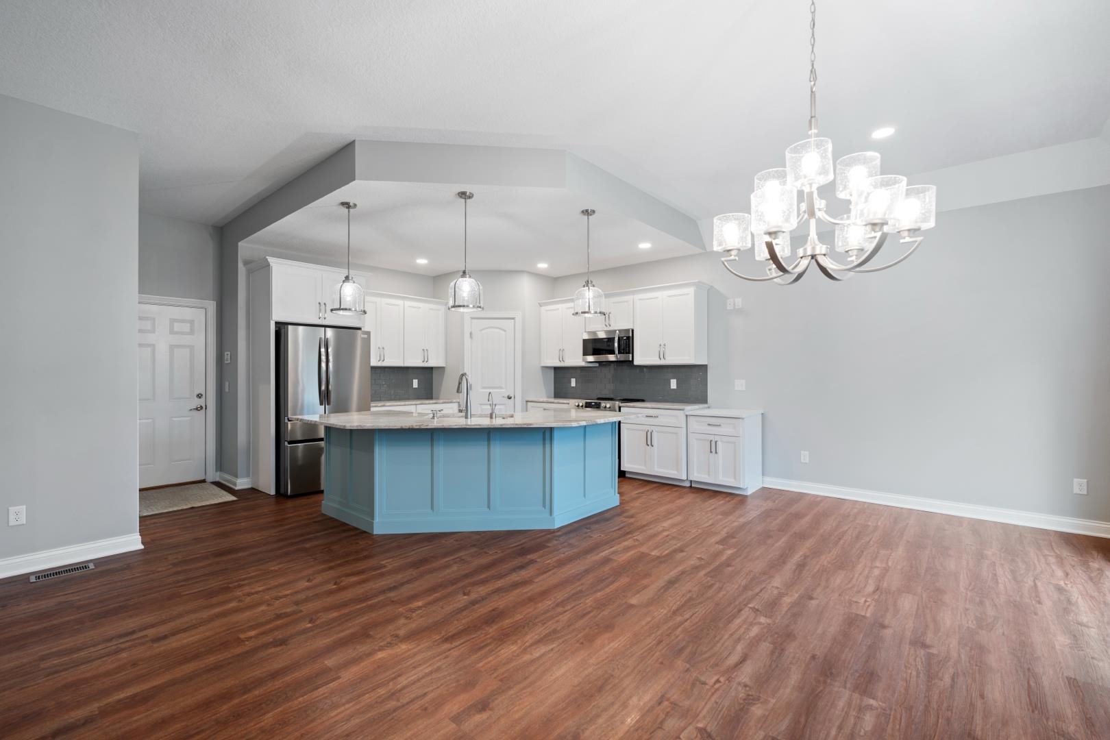 2770 Lake Tahoe Trail