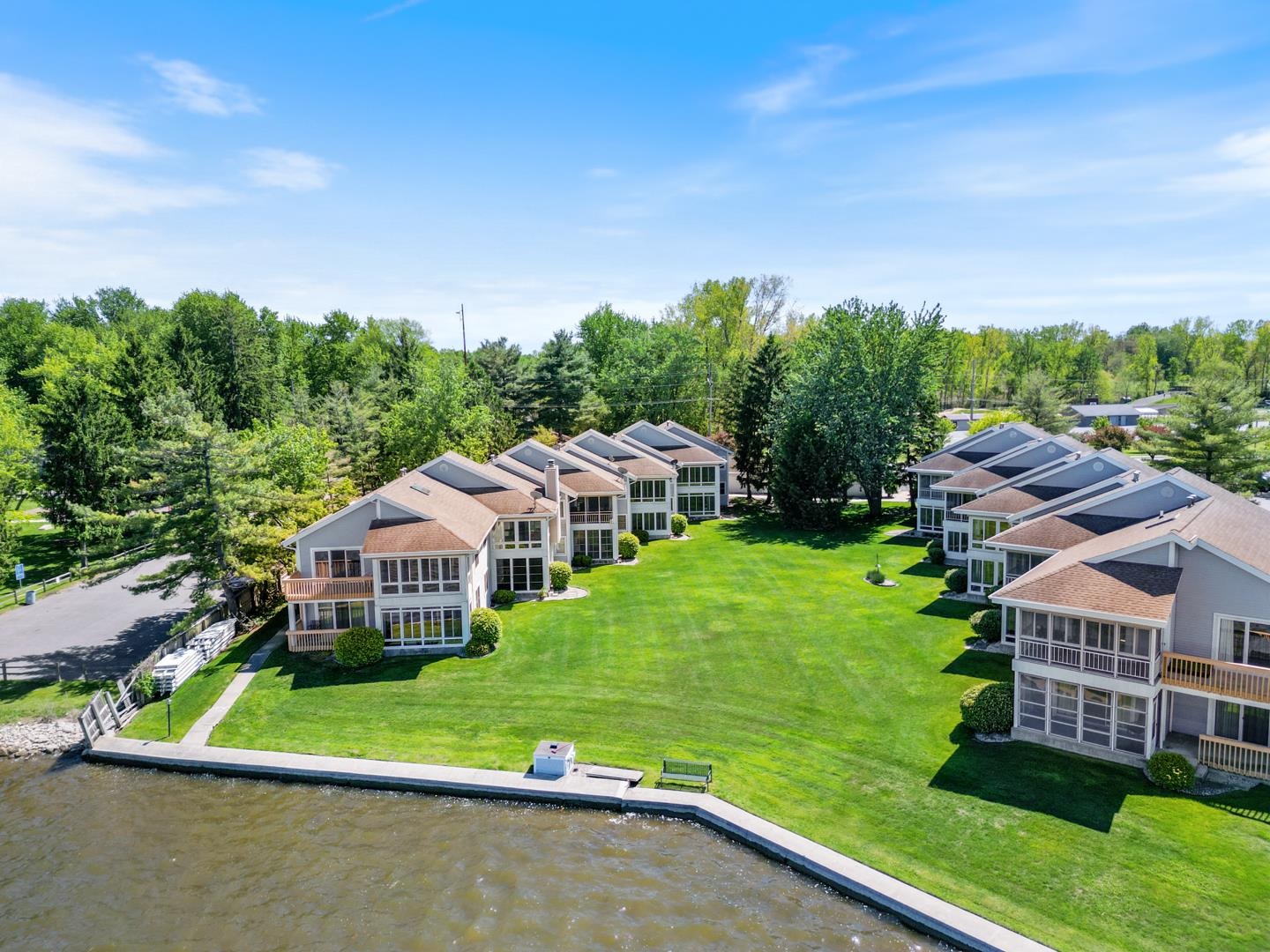 800 E Arthur Street Unit: 1A